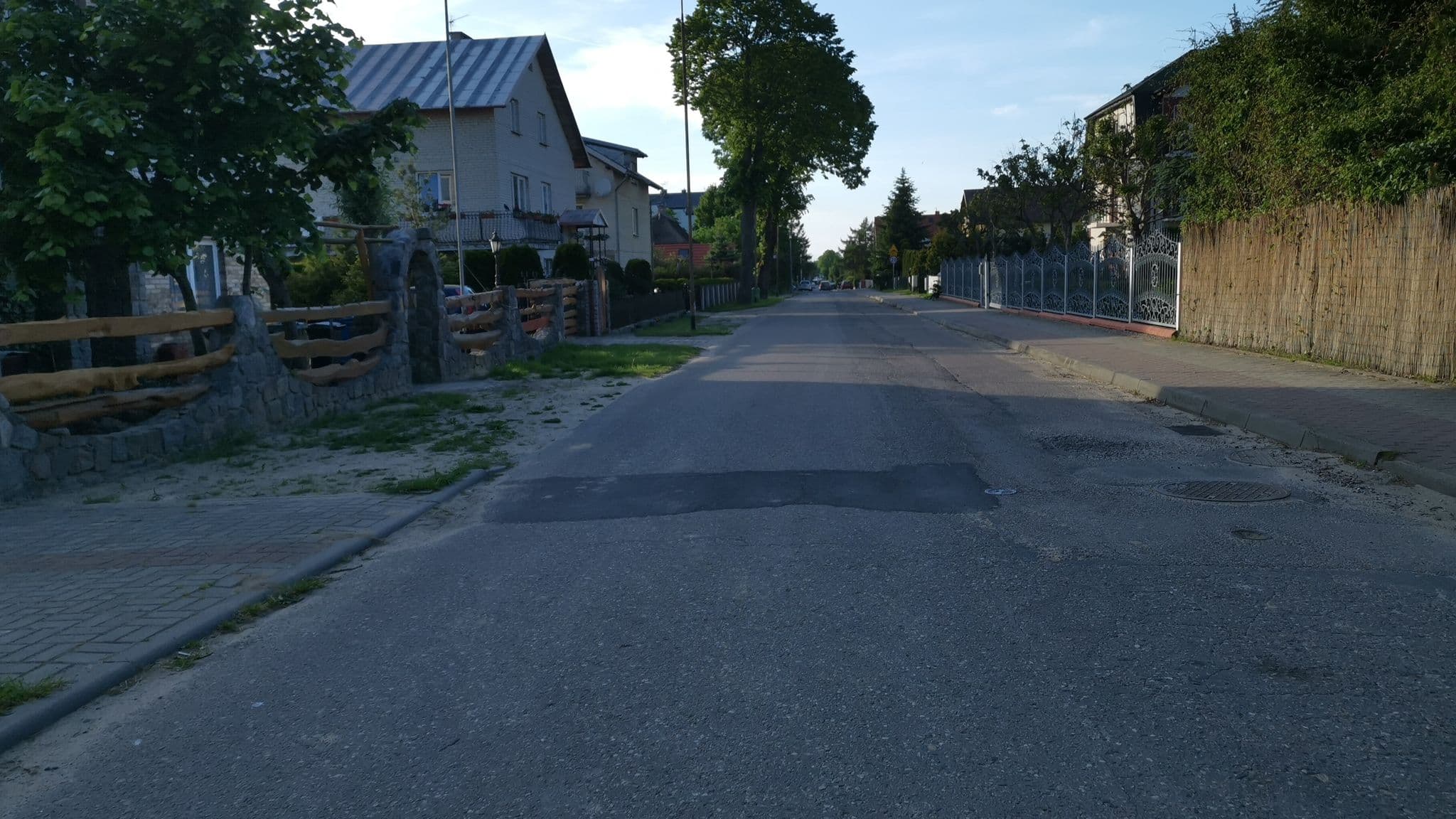 Street view near Wiszniewska Celina. Kwatery prywatne, Ustronie Morskie — © ryba2000 (CC BY-SA · Mapillary)