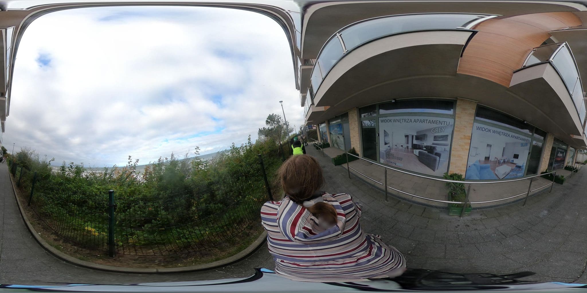 Street view near Hotel Wodnik, Ustronie Morskie — © RowerowyRozboojnik (CC BY-SA · Mapillary)
