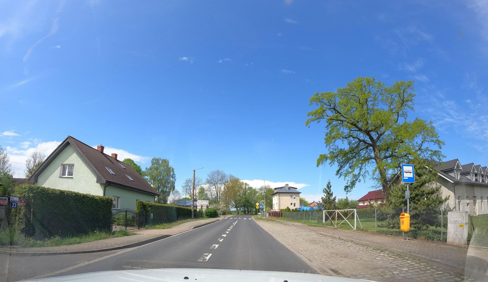 Street view near Wynajem Pokoi Gościnnych Strzyż Bożena, Dziwnów — © masterofnoroad (CC BY-SA · Mapillary)