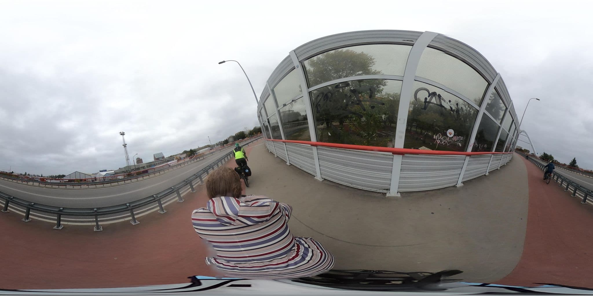 Street view near Kwatery Prywatne Helena Pawlicka, Kołobrzeg — © RowerowyRozboojnik (CC BY-SA · Mapillary)