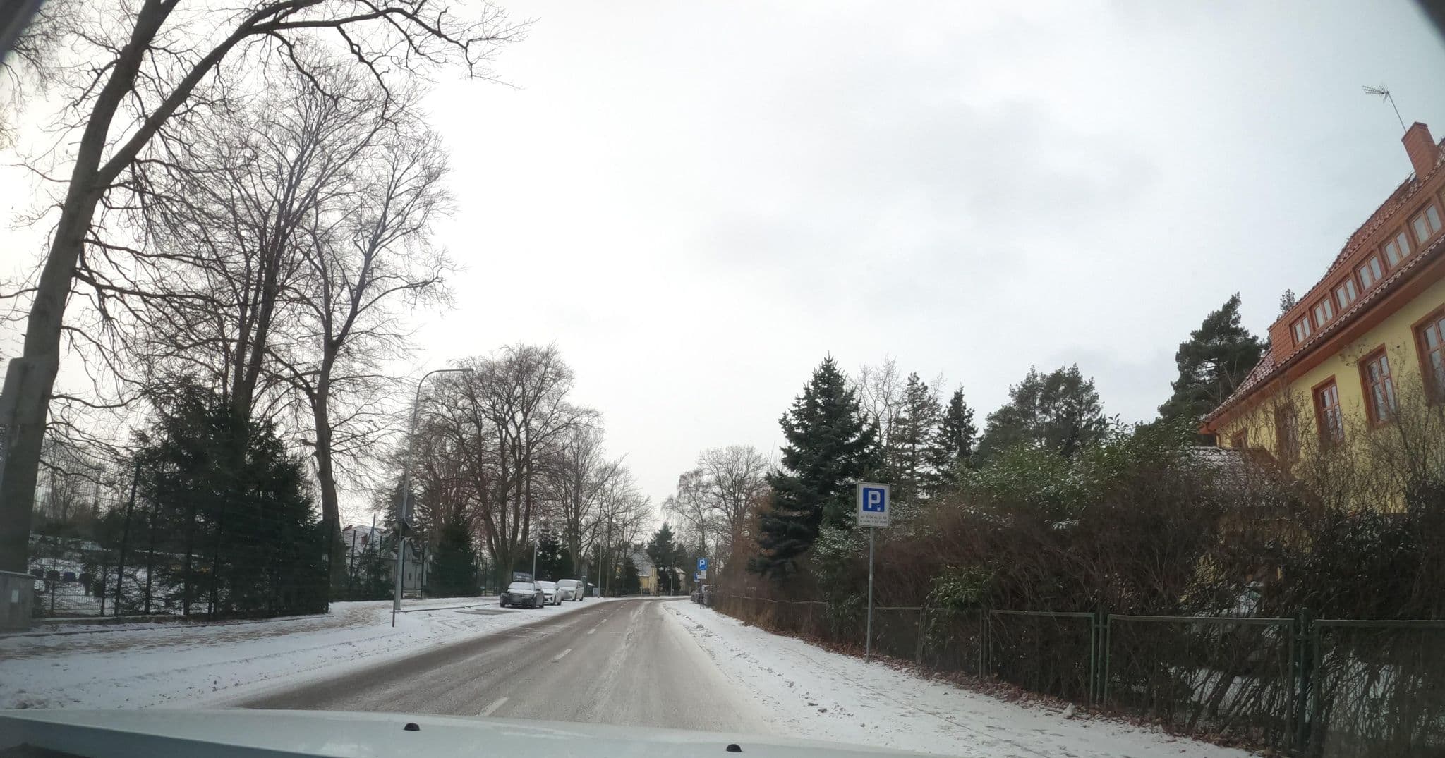 Street view near Mazurek Eugeniusz Wynajem Kwater, Ustronie Morskie — © masterofnoroad (CC BY-SA · Mapillary)