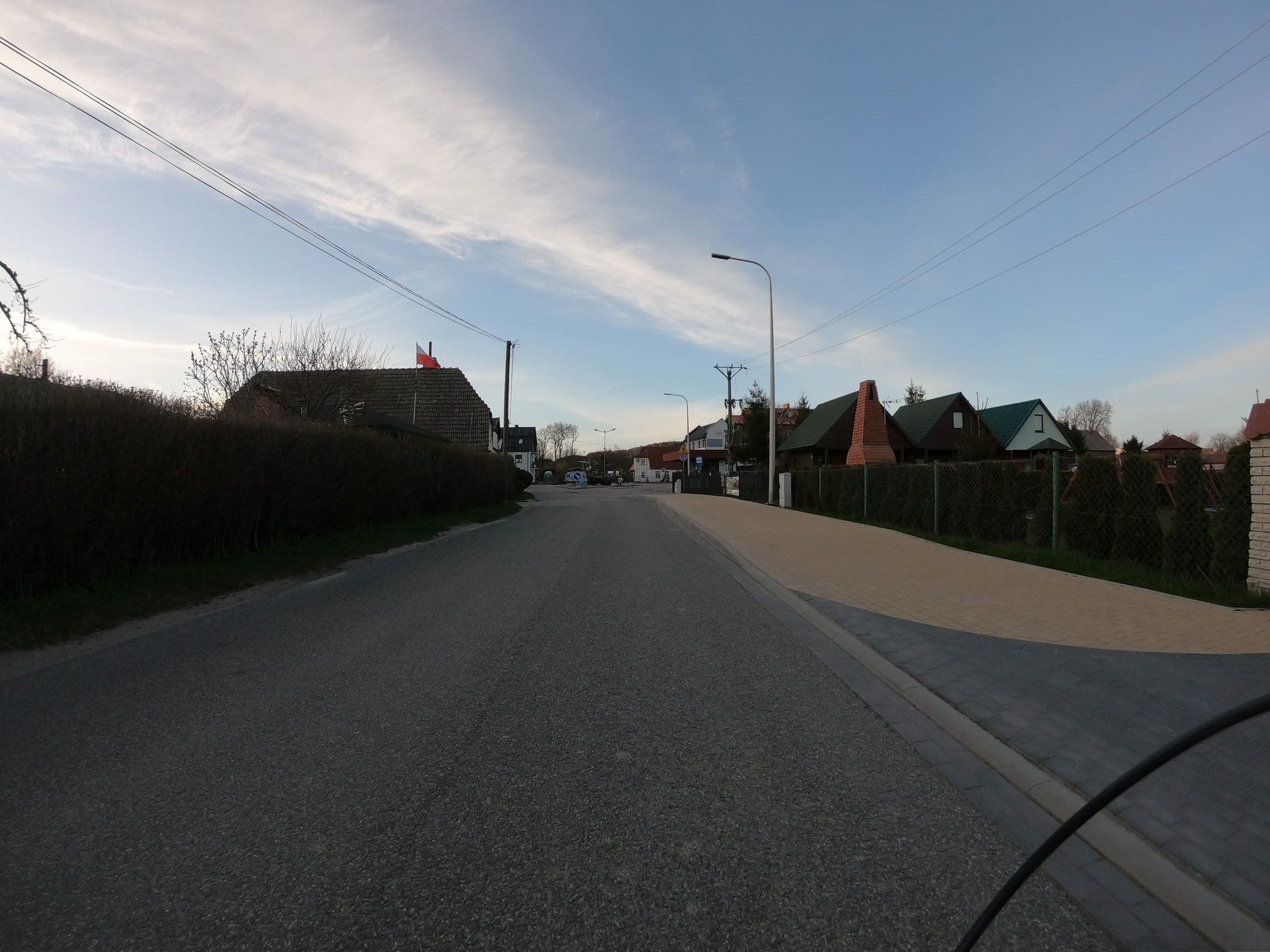 Street view near Godek G. Kwatery prywatne, Mielno — © masterofnoroad (CC BY-SA · Mapillary)
