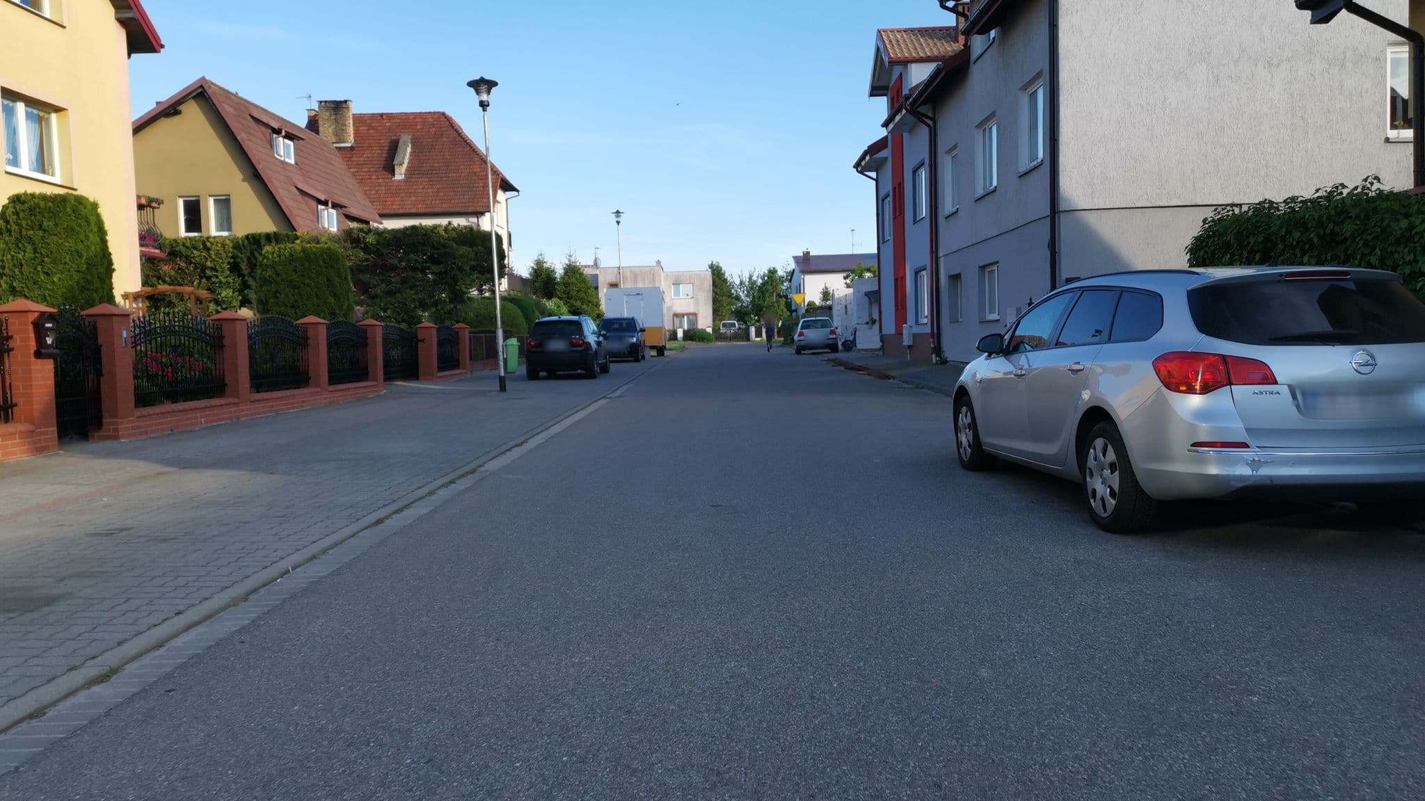 Street view near Bielak Krzysztof. Wynajem kwater, Ustronie Morskie — © ryba2000 (CC BY-SA · Mapillary)