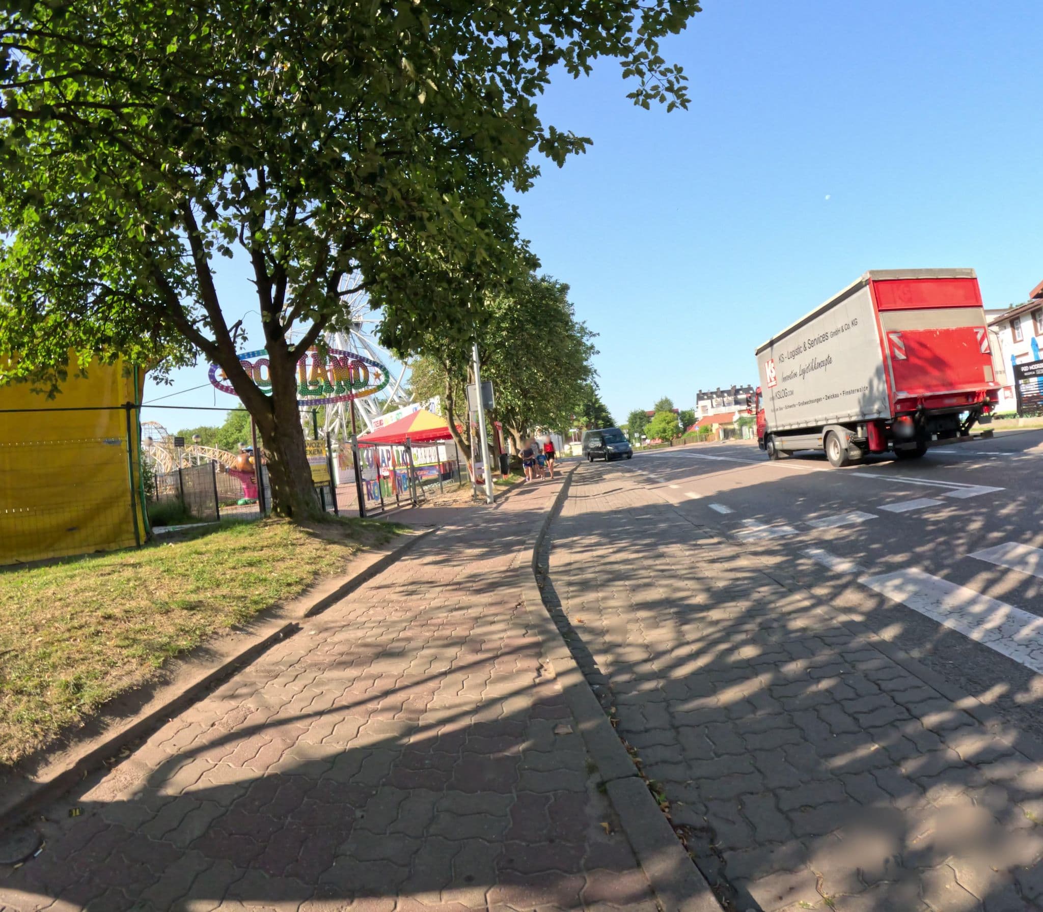Street view near Agawa. Wynajem kwater. Madejsza W., Ustronie Morskie — © krzyk (CC BY-SA · Mapillary)