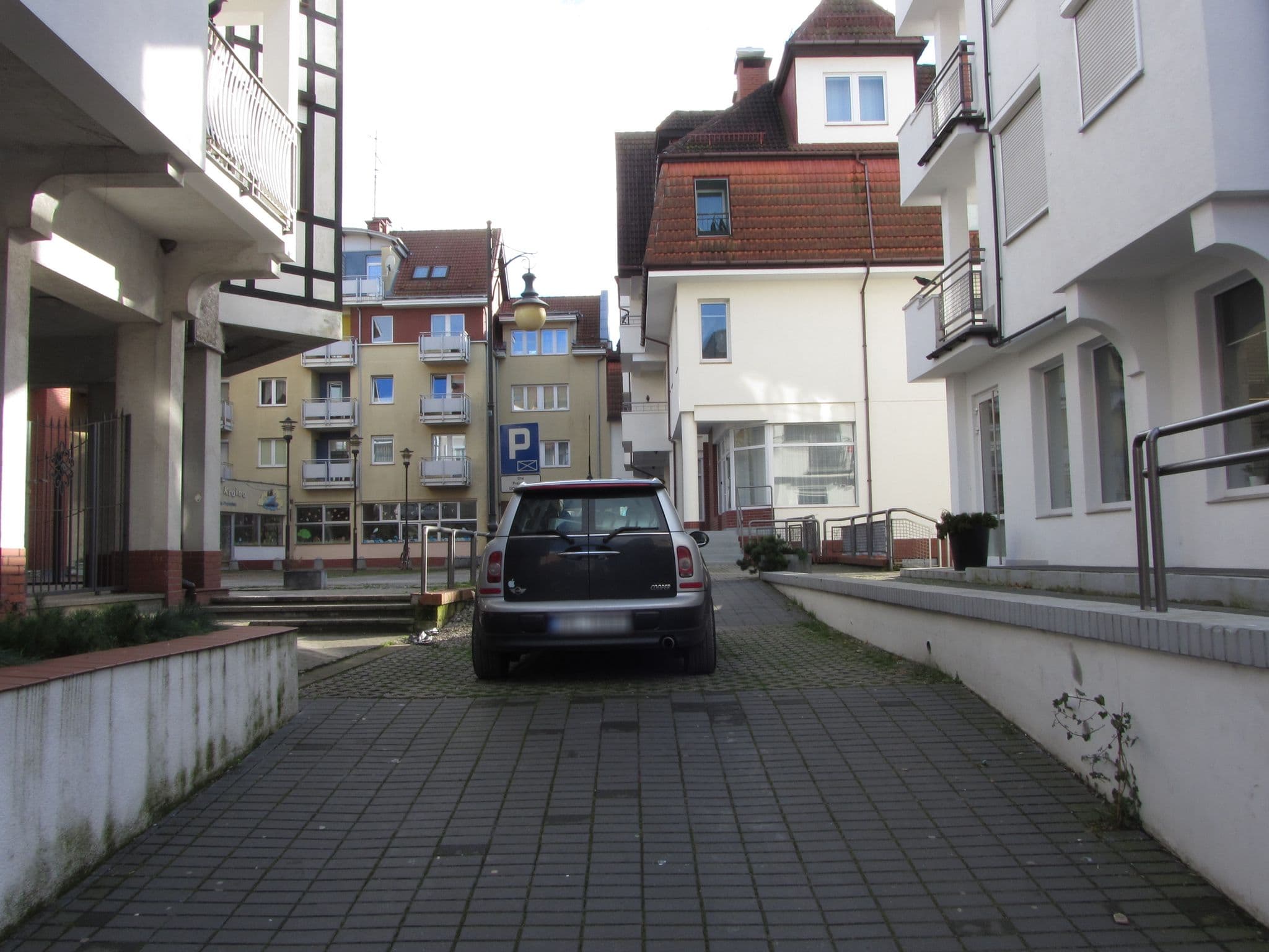 Street view near Wynajem Pokoi Angelika Korzeniewska, Kołobrzeg — © GITNE (CC BY-SA · Mapillary)