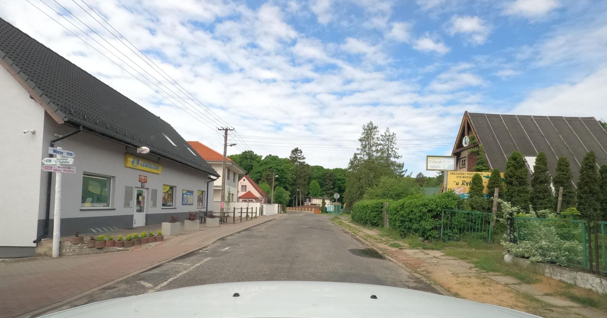 Street view near Wiselka Apartament, Międzyzdroje — © masterofnoroad (CC BY-SA · Mapillary)