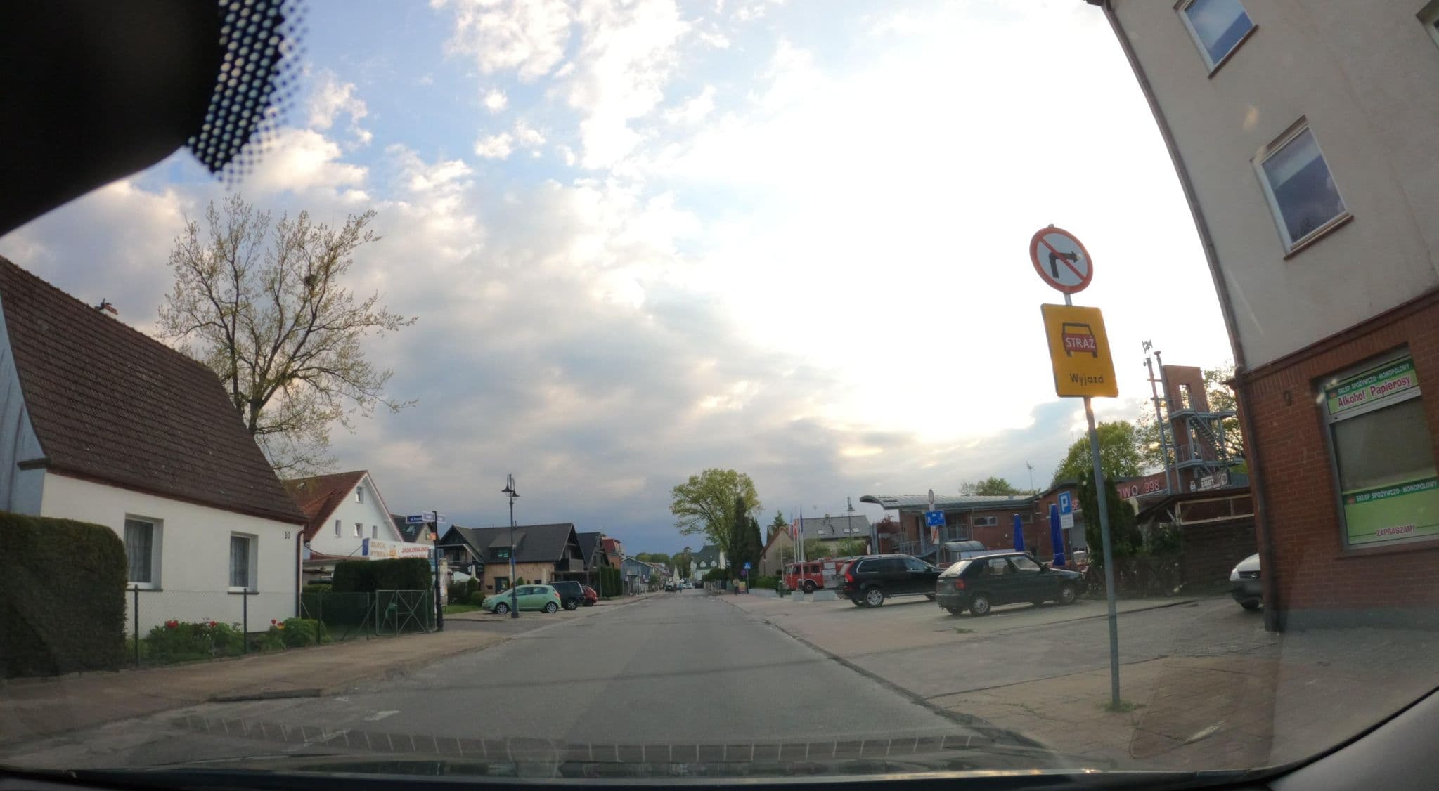 Street view near Hortensja. Dom Gościnny, Pobierowo — © masterofnoroad (CC BY-SA · Mapillary)