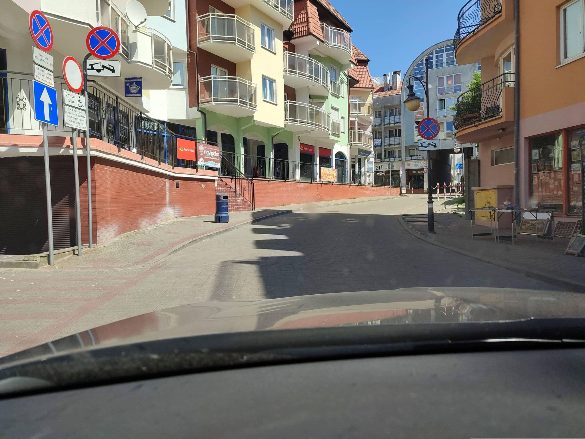 Street view near Jantar Apartamenty - COMFORT Port Kołobrzeg, Kołobrzeg — © d3mol3k (CC BY-SA · Mapillary)
