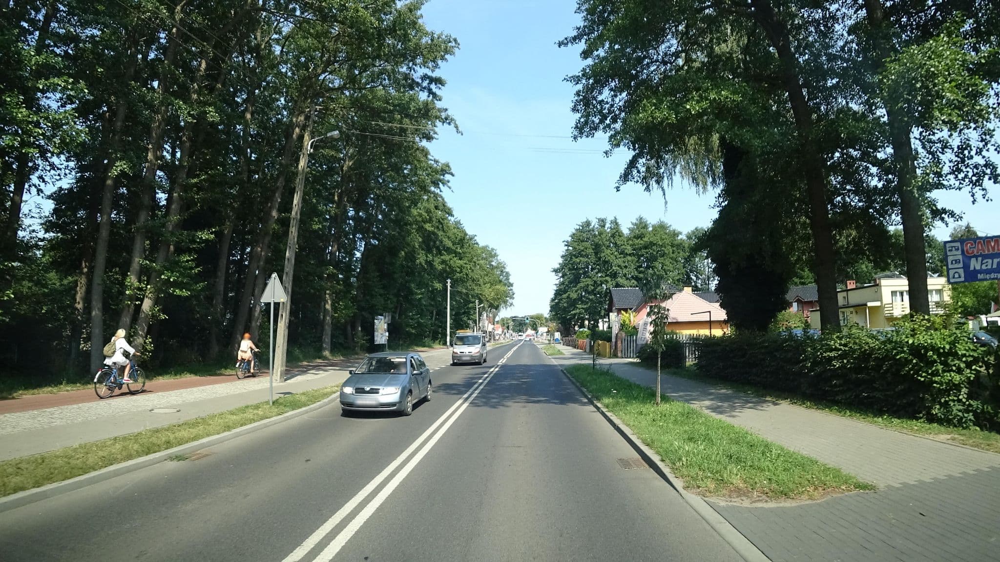 Street view near Willa Pod Sosnami Pensjonat. J.J.S. Kołecki S.C. Dziwnów, Dziwnów — © flohoff (CC BY-SA · Mapillary)