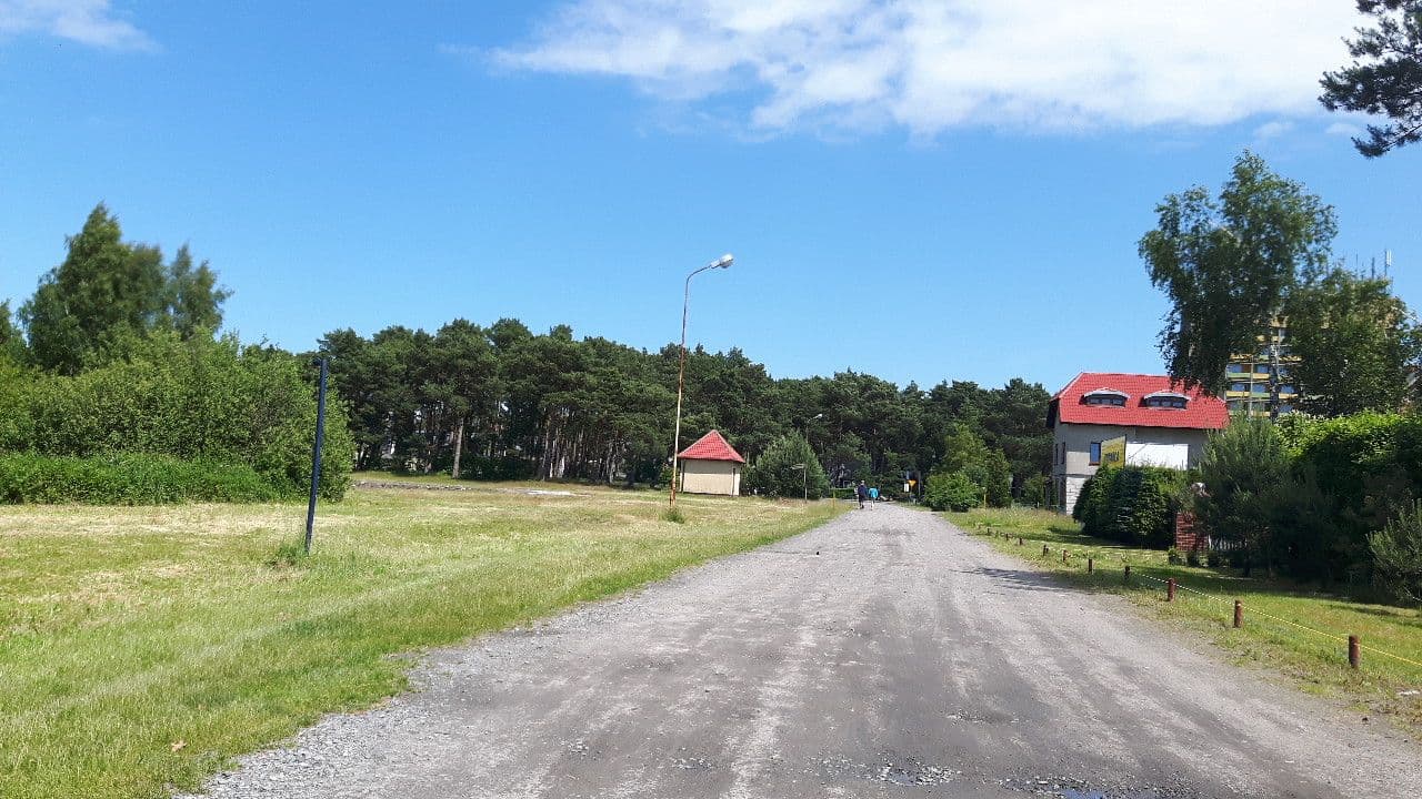 Street view near Zaniewscy M., Z. Pokoje gościnne, Mrzeżyno — © changchun1 (CC BY-SA · Mapillary)
