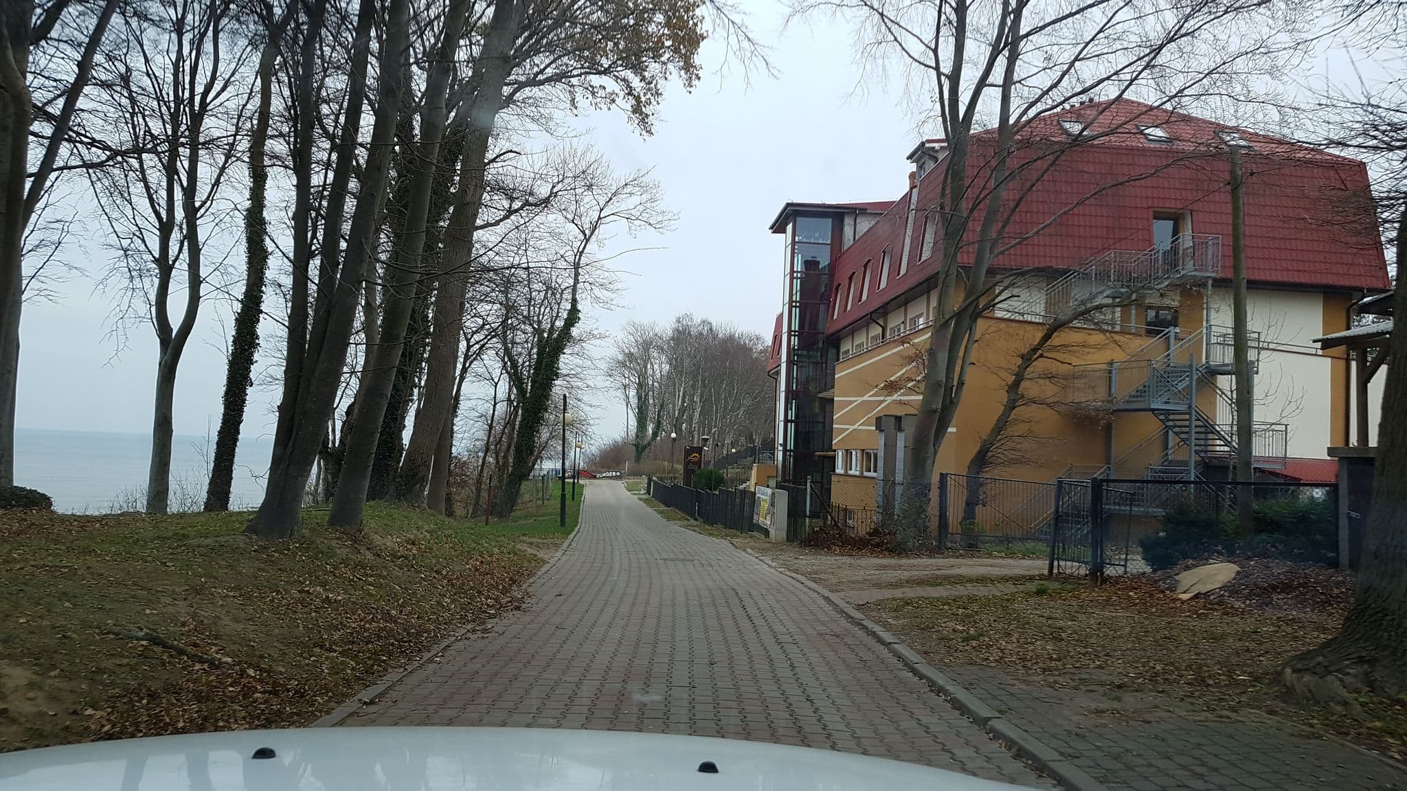 Street view near Czerw Zuzanna. Wynajem kwater, Pobierowo — © masterofnoroad (CC BY-SA · Mapillary)