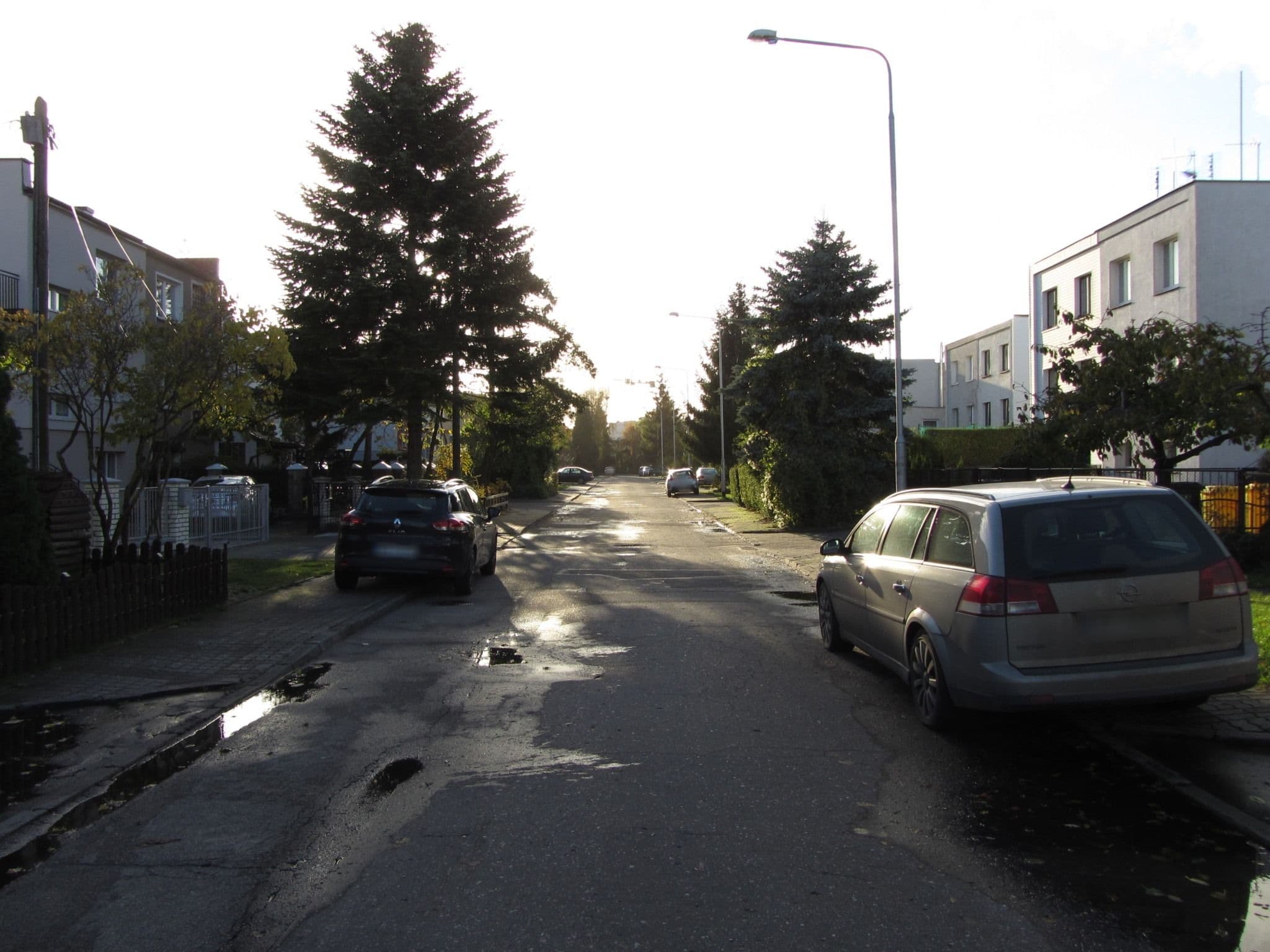 Street view near Pokoje Gościnne Bogumiła Zochowska, Kołobrzeg — © GITNE (CC BY-SA · Mapillary)