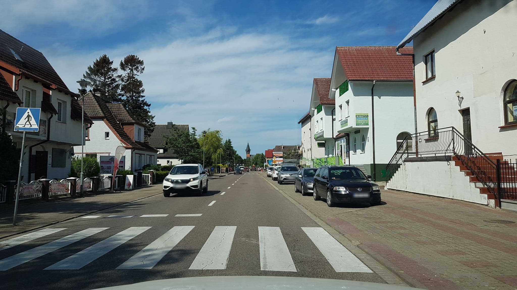 Street view near Pokoje Gościnne Basia, Ustronie Morskie — © masterofnoroad (CC BY-SA · Mapillary)
