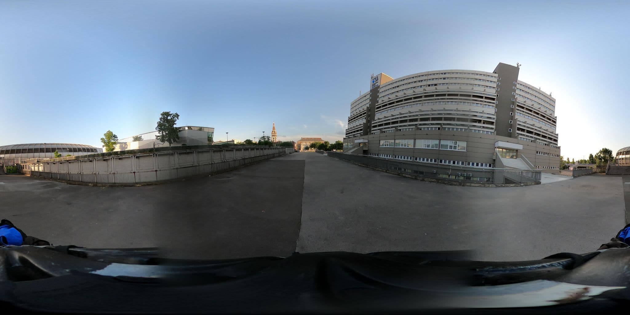 Street view near Danubius Hotel Arena, Istvánmező — © grozsa11 (CC BY-SA · Mapillary)