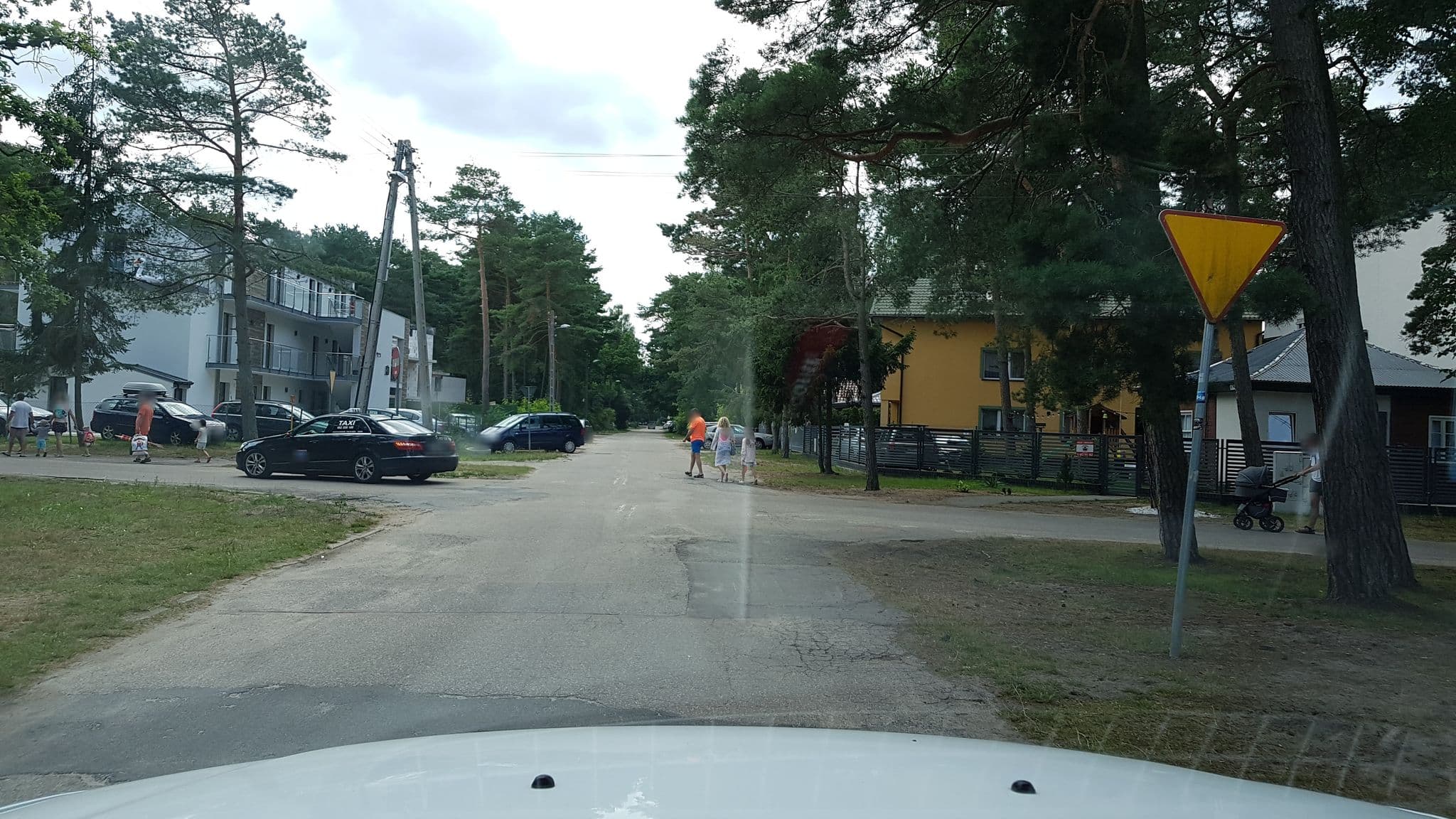 Street view near Dorota Chojnacka, Pobierowo — © masterofnoroad (CC BY-SA · Mapillary)