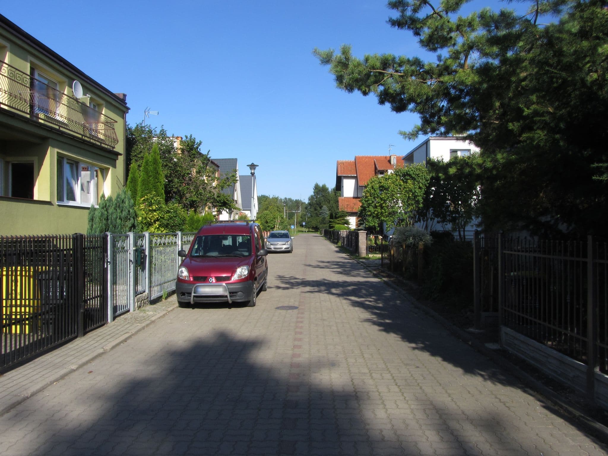 Street view near Tęcza. Pensjonat. Szymczak A., Kołobrzeg — © GITNE (CC BY-SA · Mapillary)