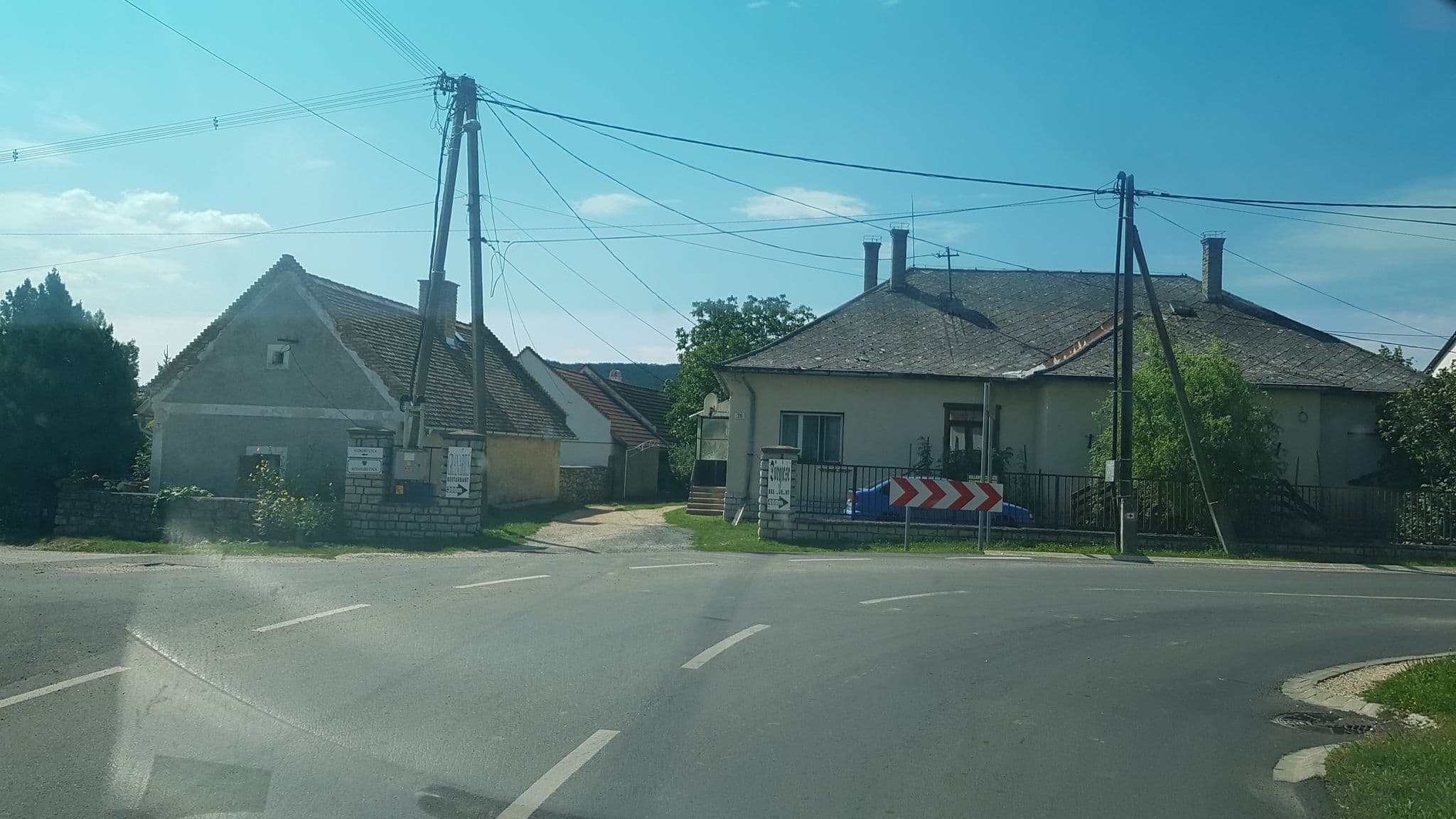 Street view near Műemlék Nyaralóház, Zánka — © kojszagergo (CC BY-SA · Mapillary)