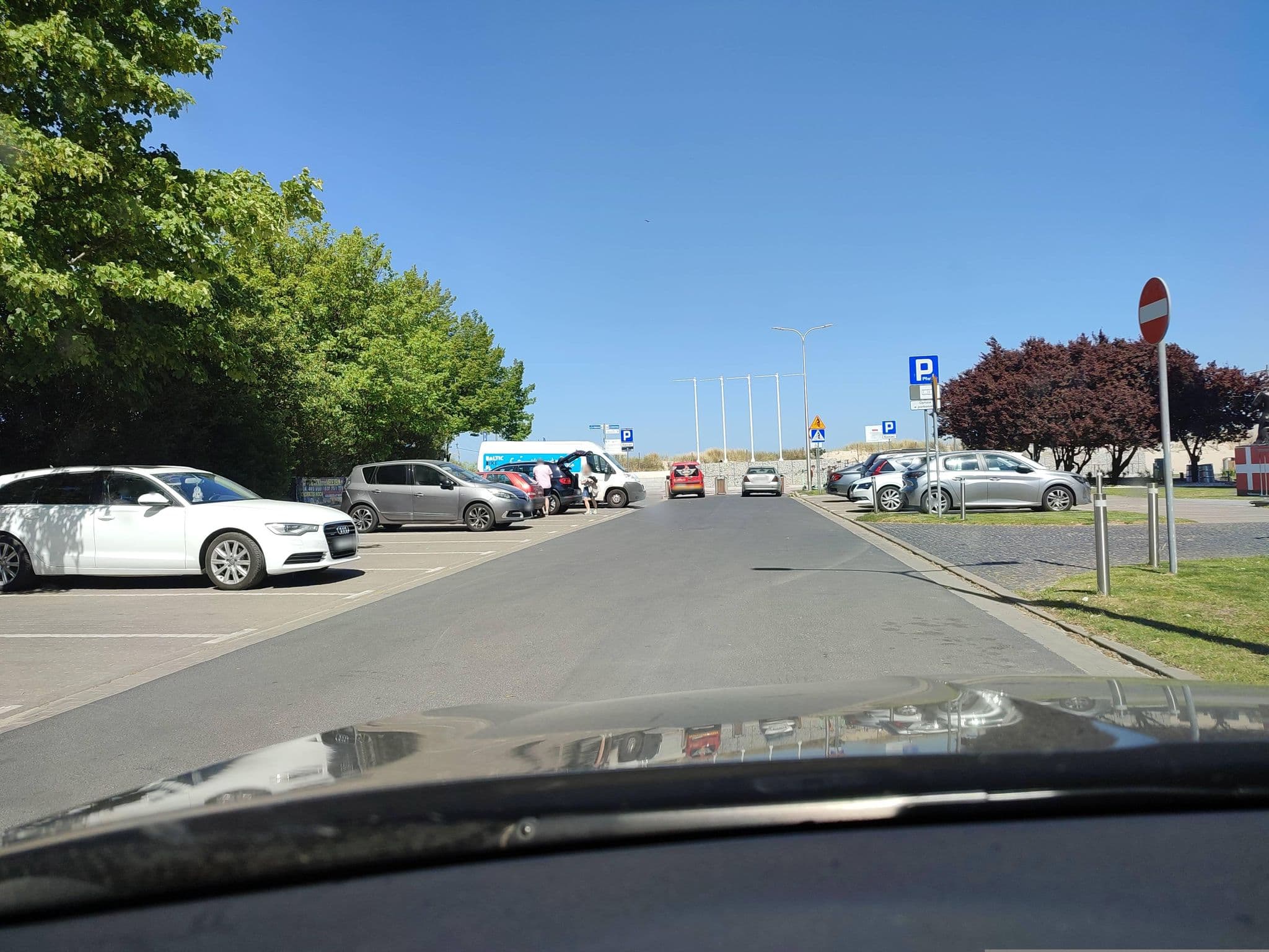 Street view near Marine Apartament, Kołobrzeg — © d3mol3k (CC BY-SA · Mapillary)