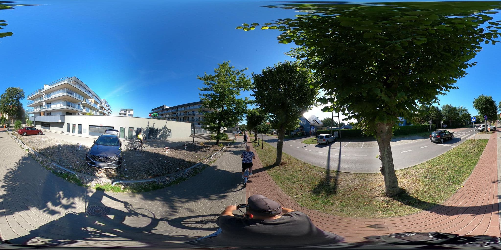 Street view near ASTORIA - Dariusz RUSZEL, Dziwnów — © tomlo1980 (CC BY-SA · Mapillary)