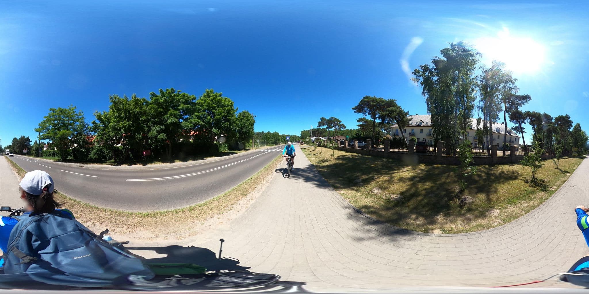 Street view near Ośrodek Wypoczynkowy "Wiktoria", Mrzeżyno — © magda84 (CC BY-SA · Mapillary)