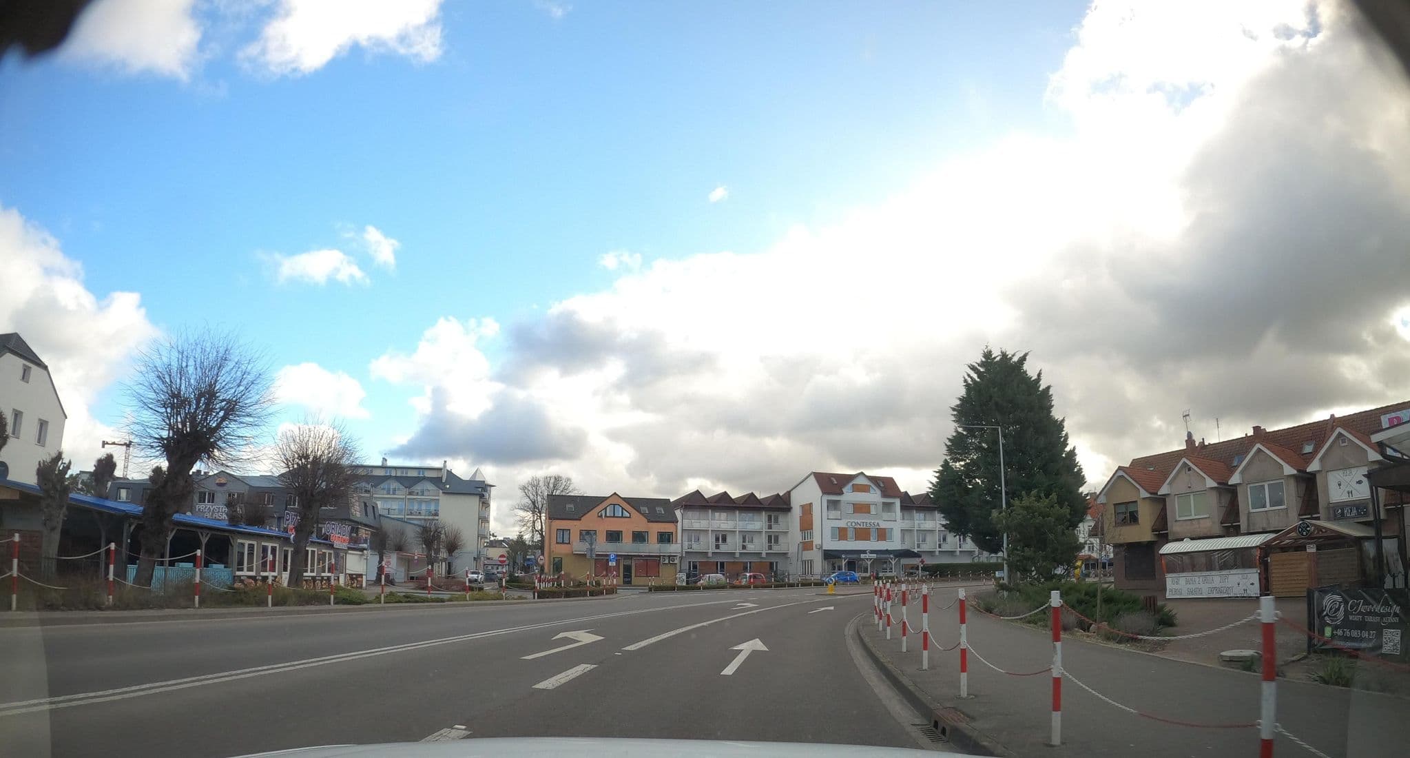 Street view near Pensjonat Nimfa, Dziwnów — © masterofnoroad (CC BY-SA · Mapillary)
