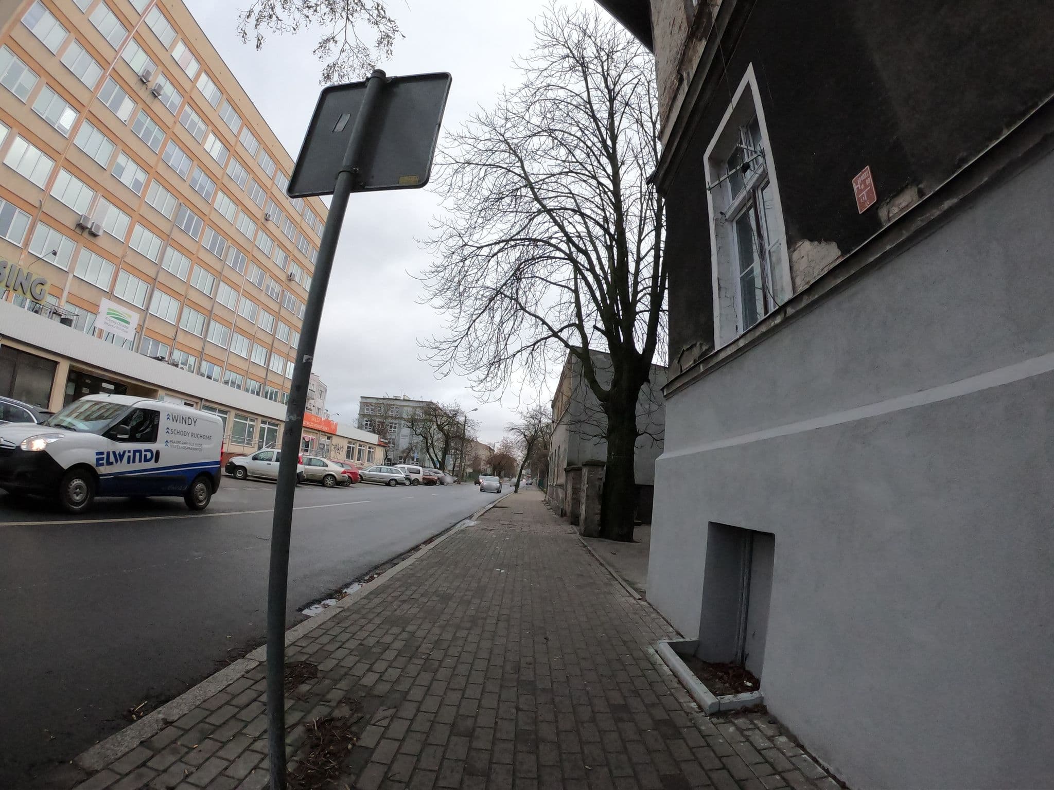Street view near Szkolne Schronisko Młodzieżowe, Bydgoszcz — © richlv (CC BY-SA · Mapillary)