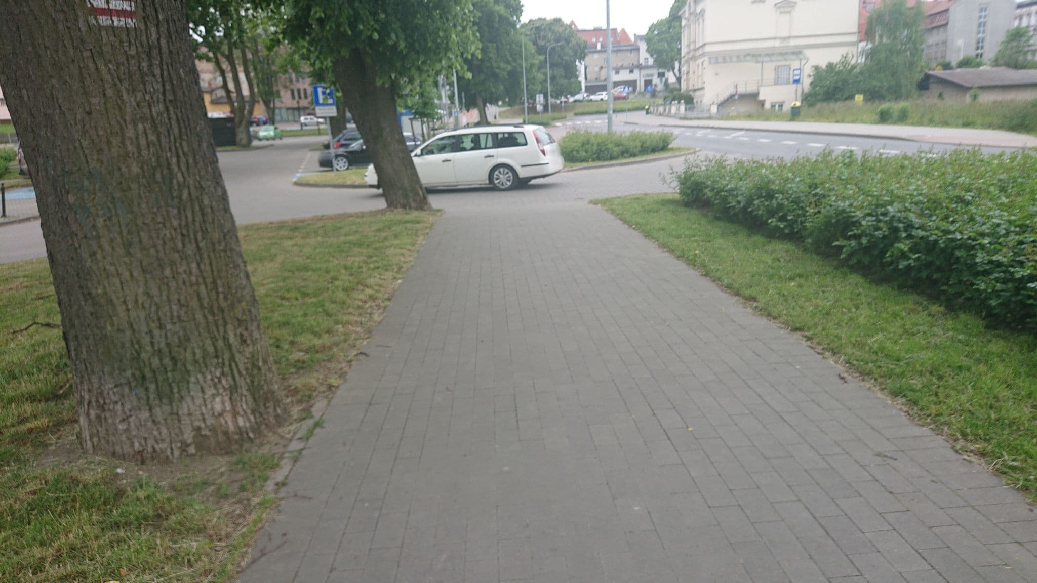 Street view near Przedsiębiorstwo Turystyczne Pomorze, Chojnice — © and987 (CC BY-SA · Mapillary)