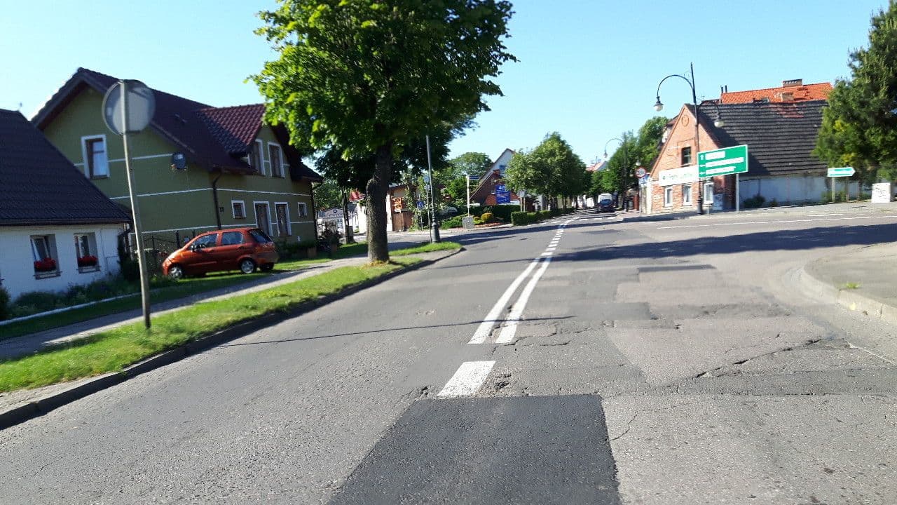 Street view near Marzec Bożena - Kwatera Prywatna, Łeba — © changchun1 (CC BY-SA · Mapillary)
