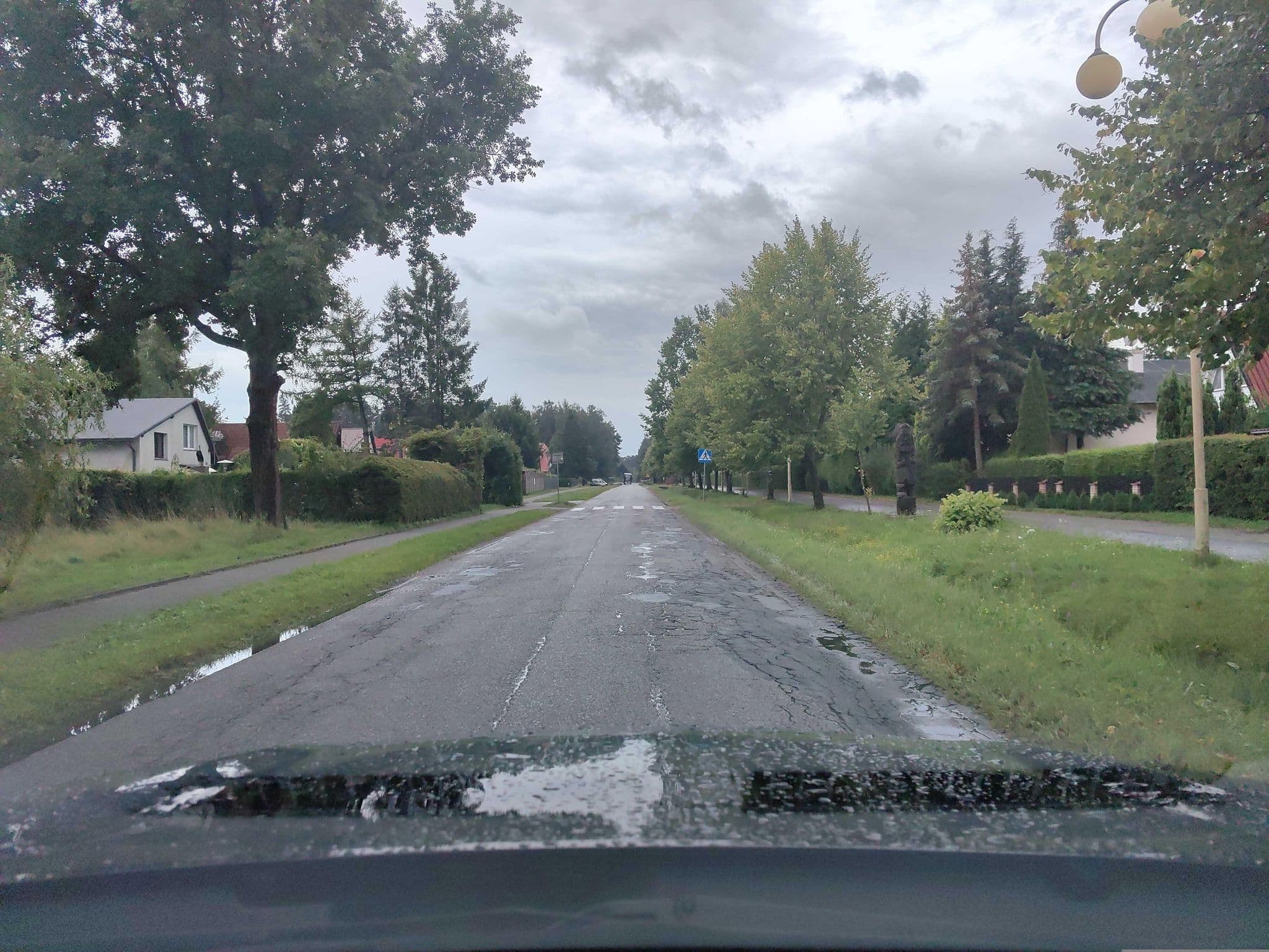 Street view near Biuro Turystyczne "Wiejana" S.C. Wiesława Bubieńczyk Jan Bubieńczyk Renata Wiśniewska Halina Bubieńczyk Marek Bubieńczyk, Ustka — © kietlak (CC BY-SA · Mapillary)