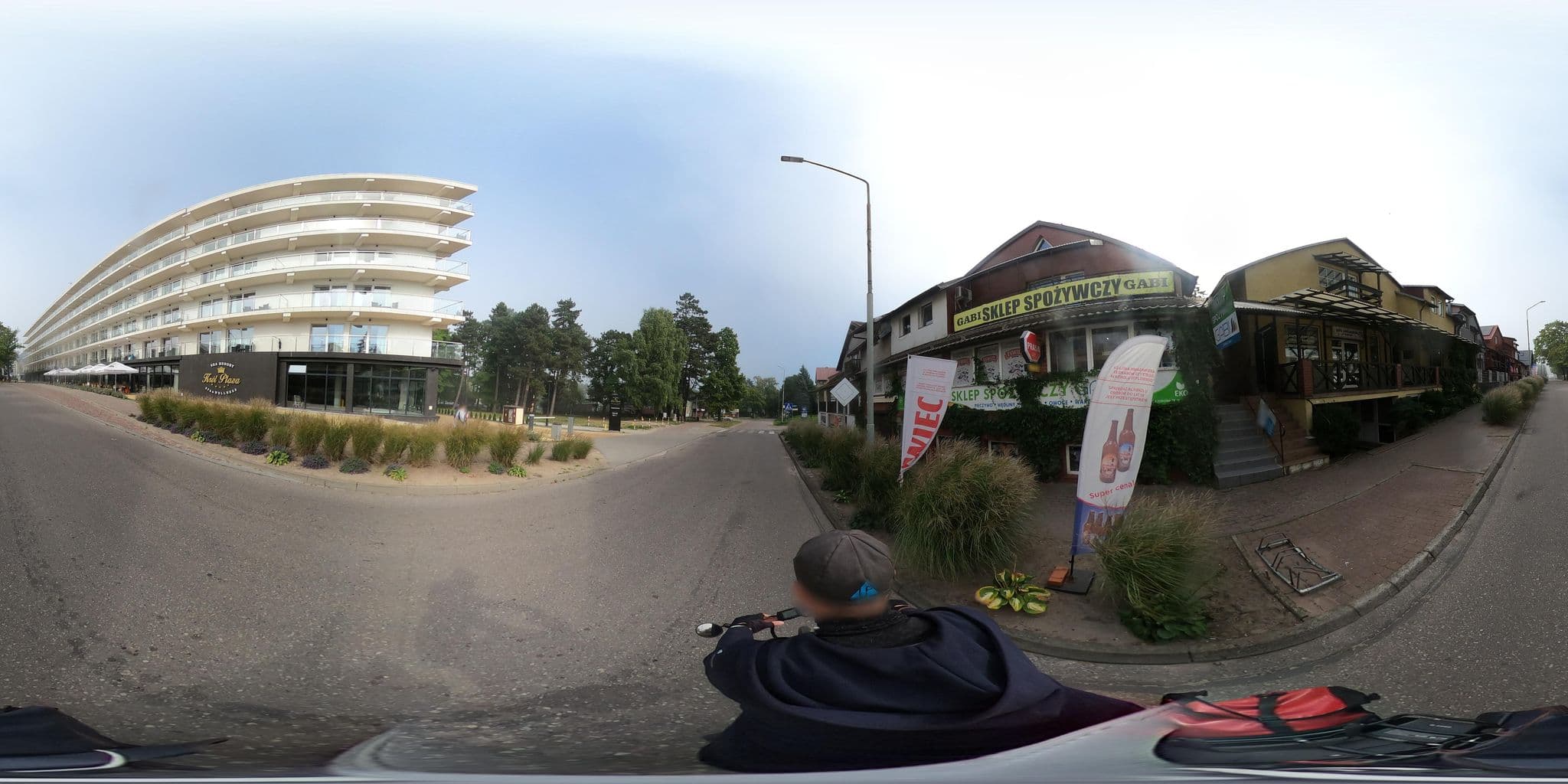 Street view near Gryfia. Ośrodek Wczasowy, Darłowo — © masterofnoroad (CC BY-SA · Mapillary)