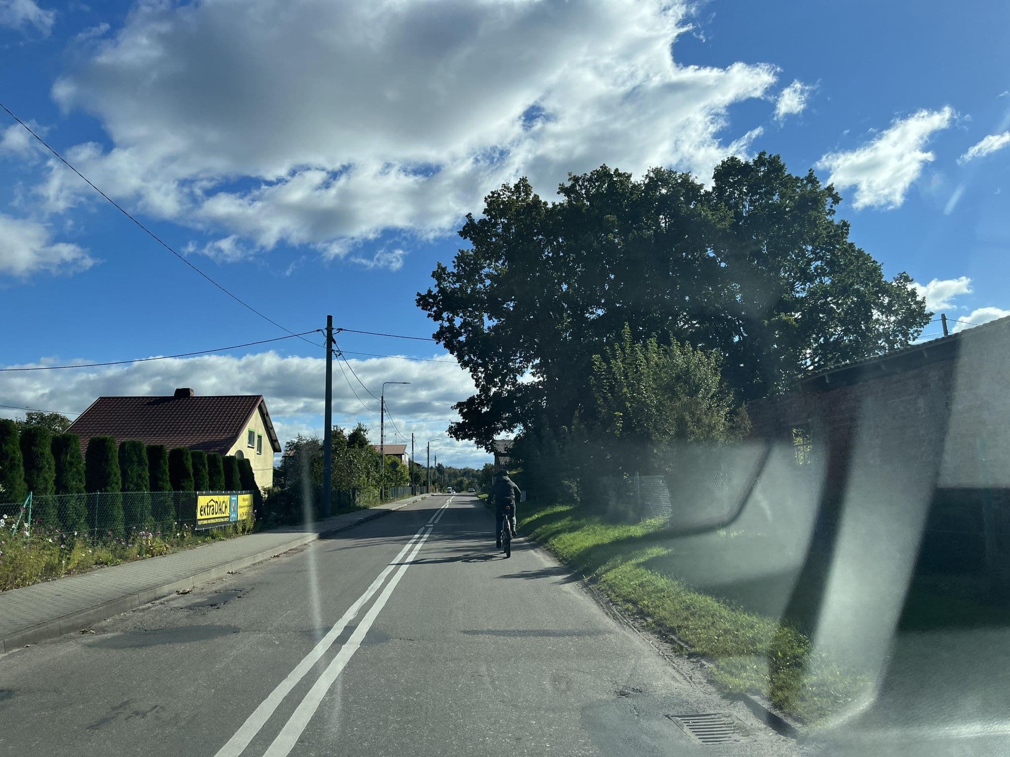 Street view near Przeds Usługowo Handl Kidis Krystyna Milczarek Grobelna O w Nadl Manowo, Koszalin — © masterofnoroad (CC BY-SA · Mapillary)