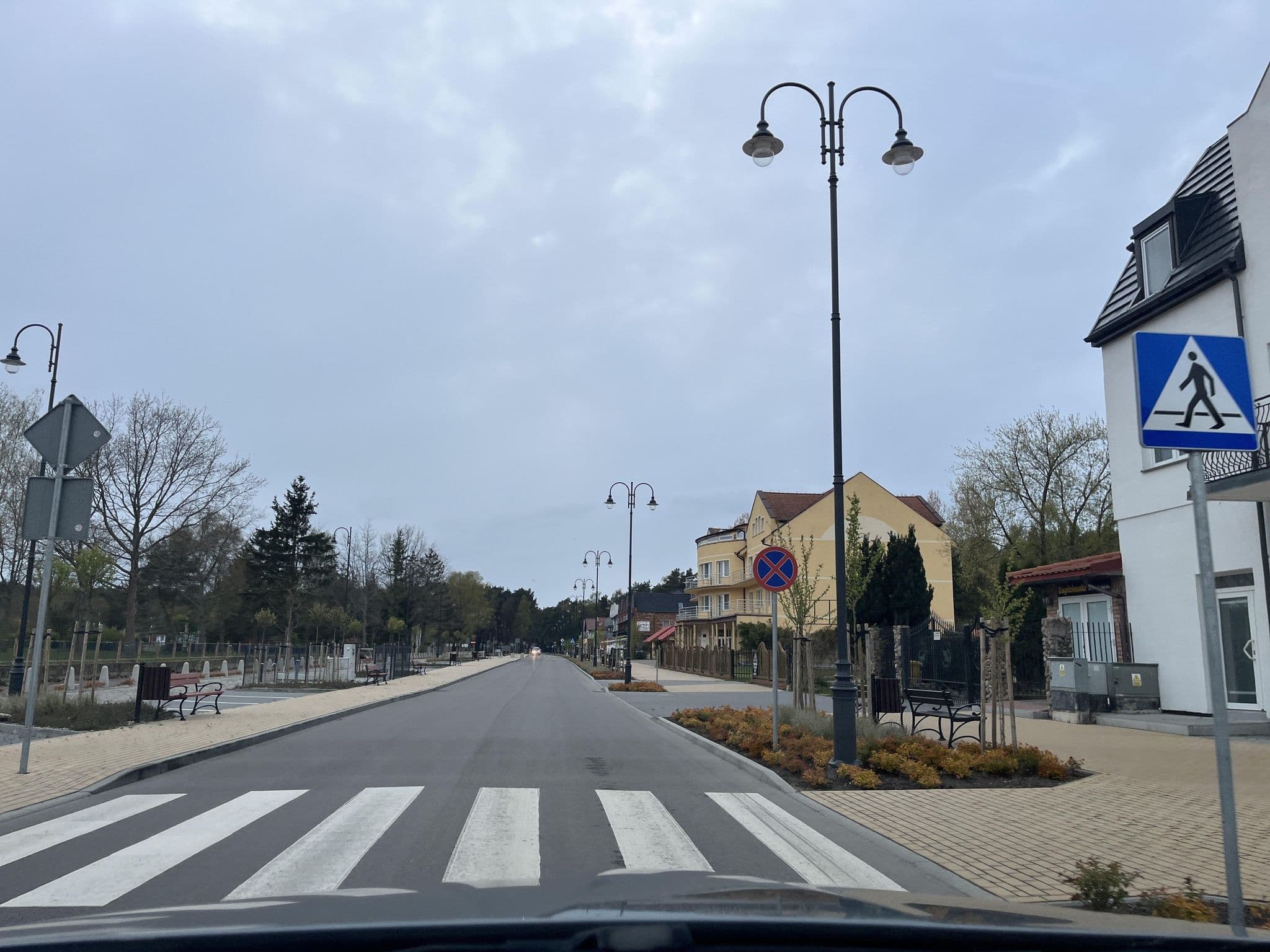 Street view near Marina. Apartamenty gościnne, Łeba — © ptks (CC BY-SA · Mapillary)