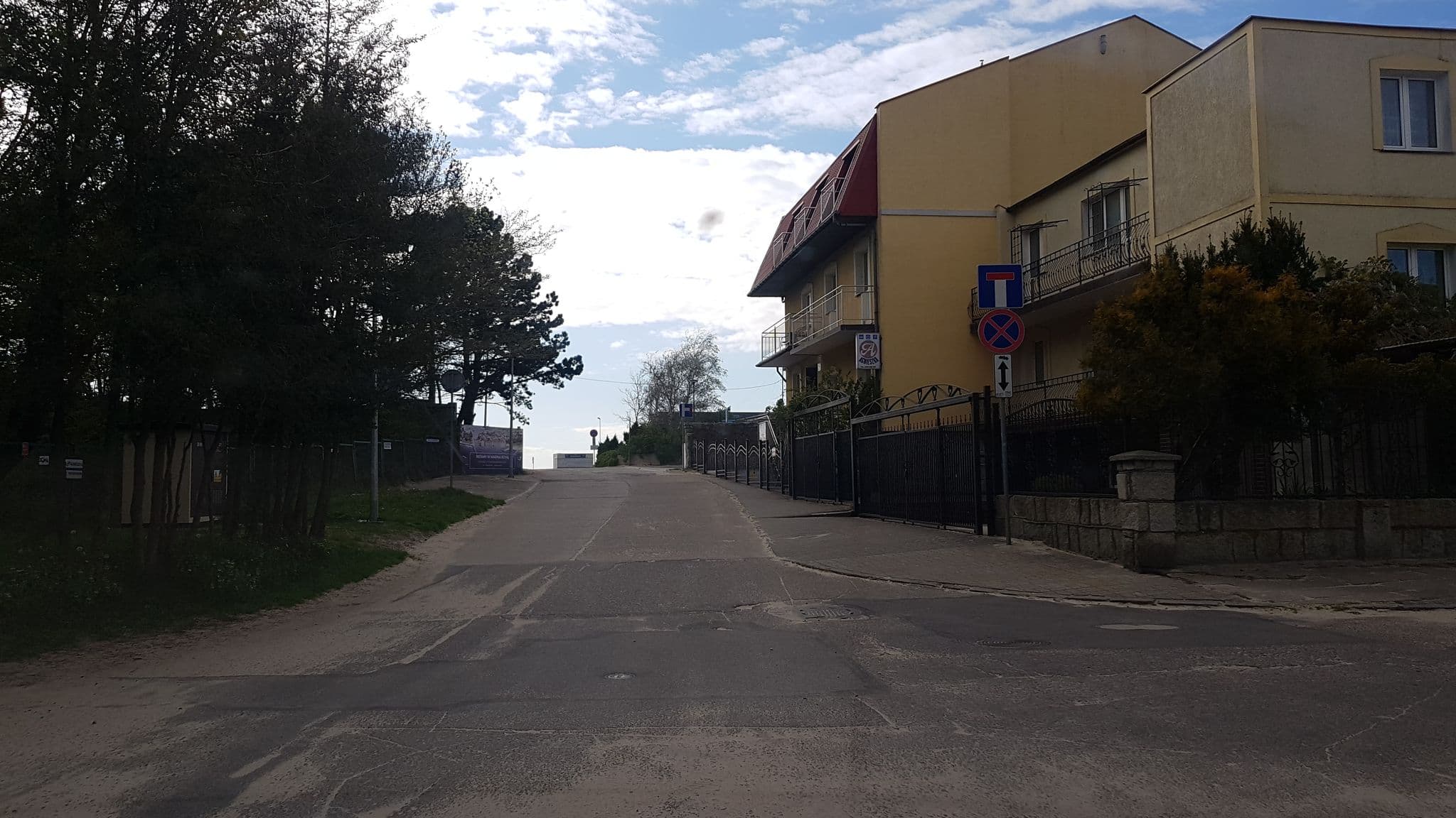 Street view near Usługi Hotelarskie Waldemar Czapla, Darłówko — © masterofnoroad (CC BY-SA · Mapillary)