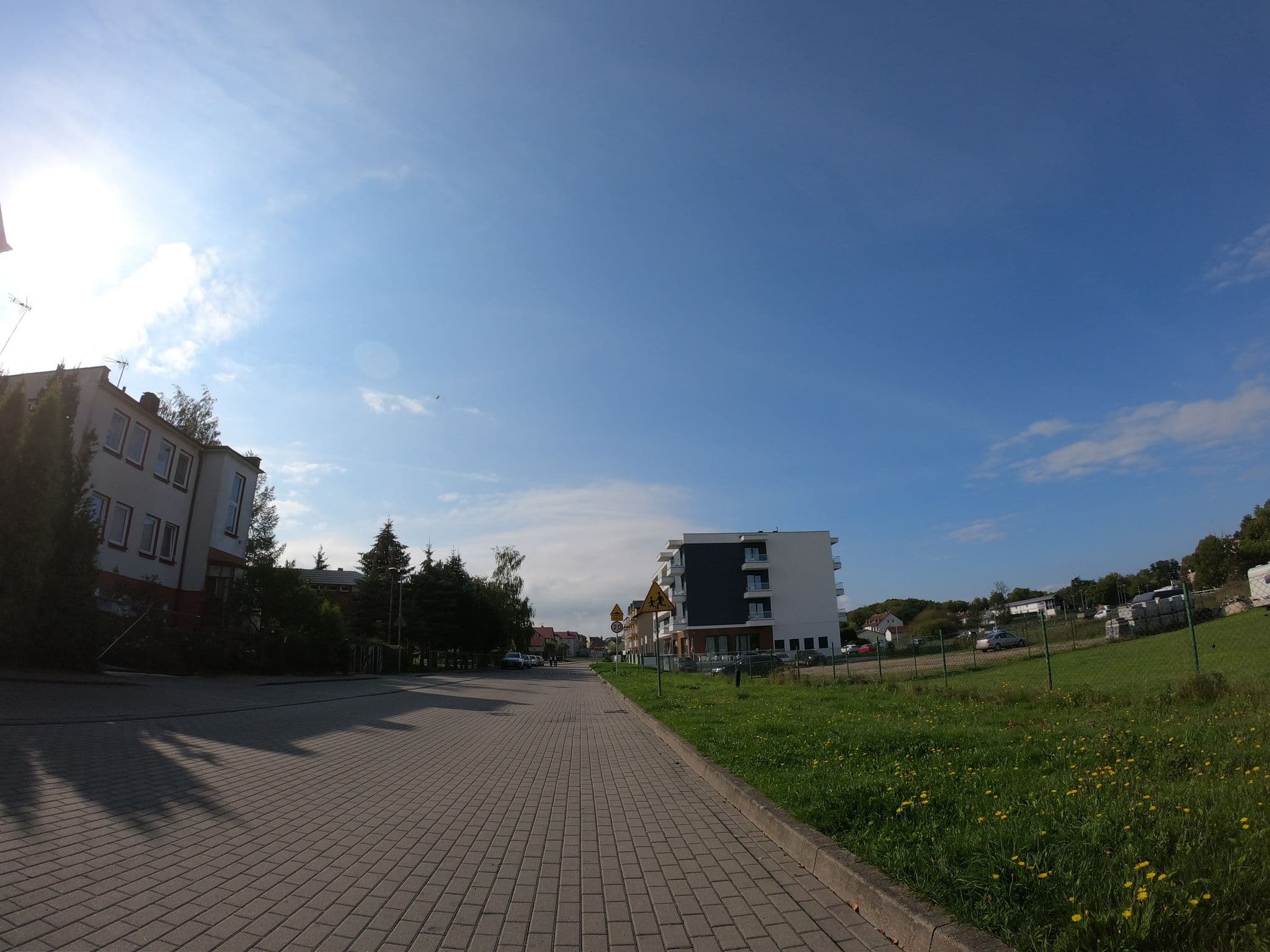 Street view near Pokoje Gościnne - Wiesława Sawicka, Mielno — © masterofnoroad (CC BY-SA · Mapillary)