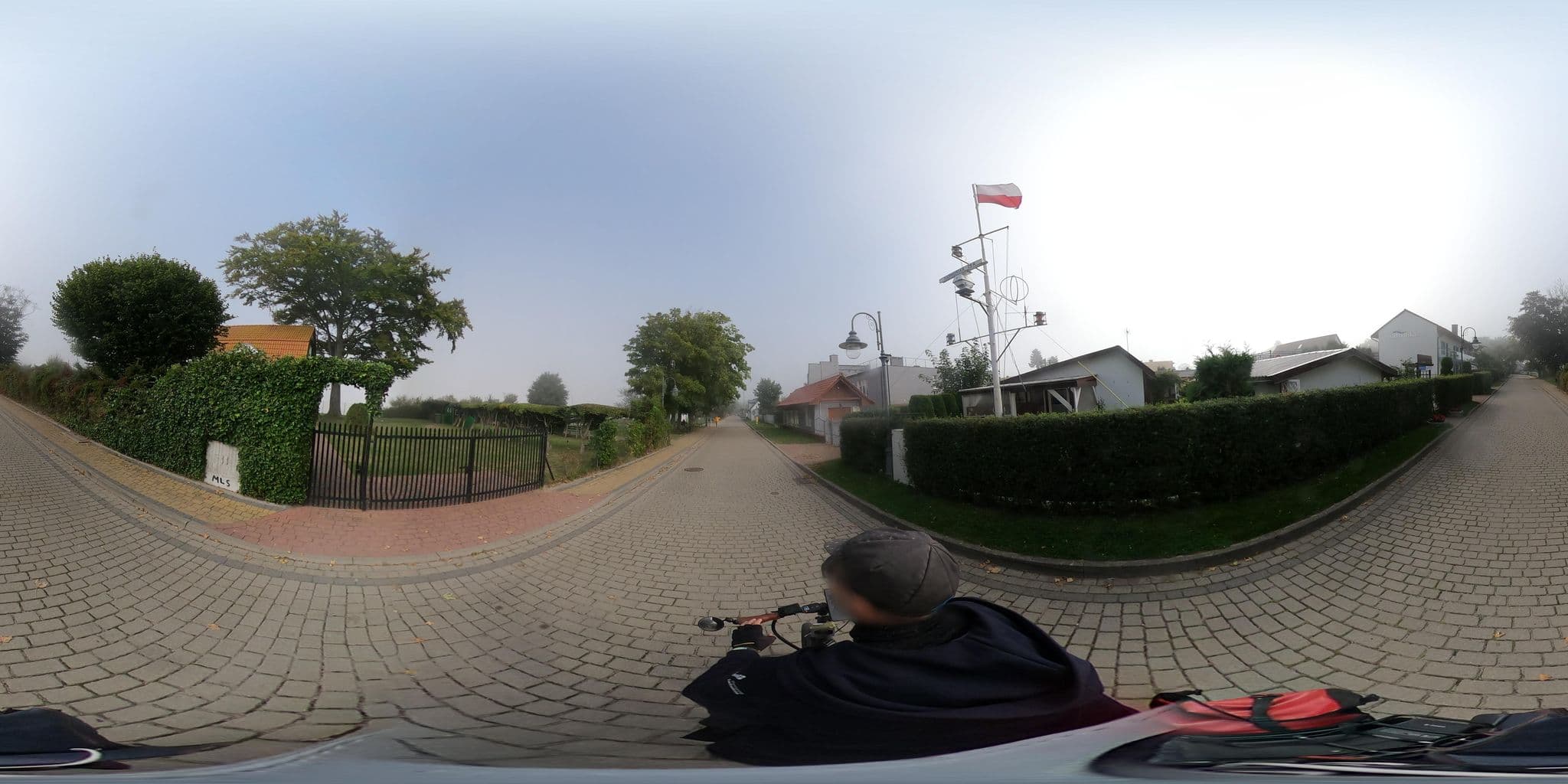 Street view near Z widokiem na morze, Darłówko — © masterofnoroad (CC BY-SA · Mapillary)