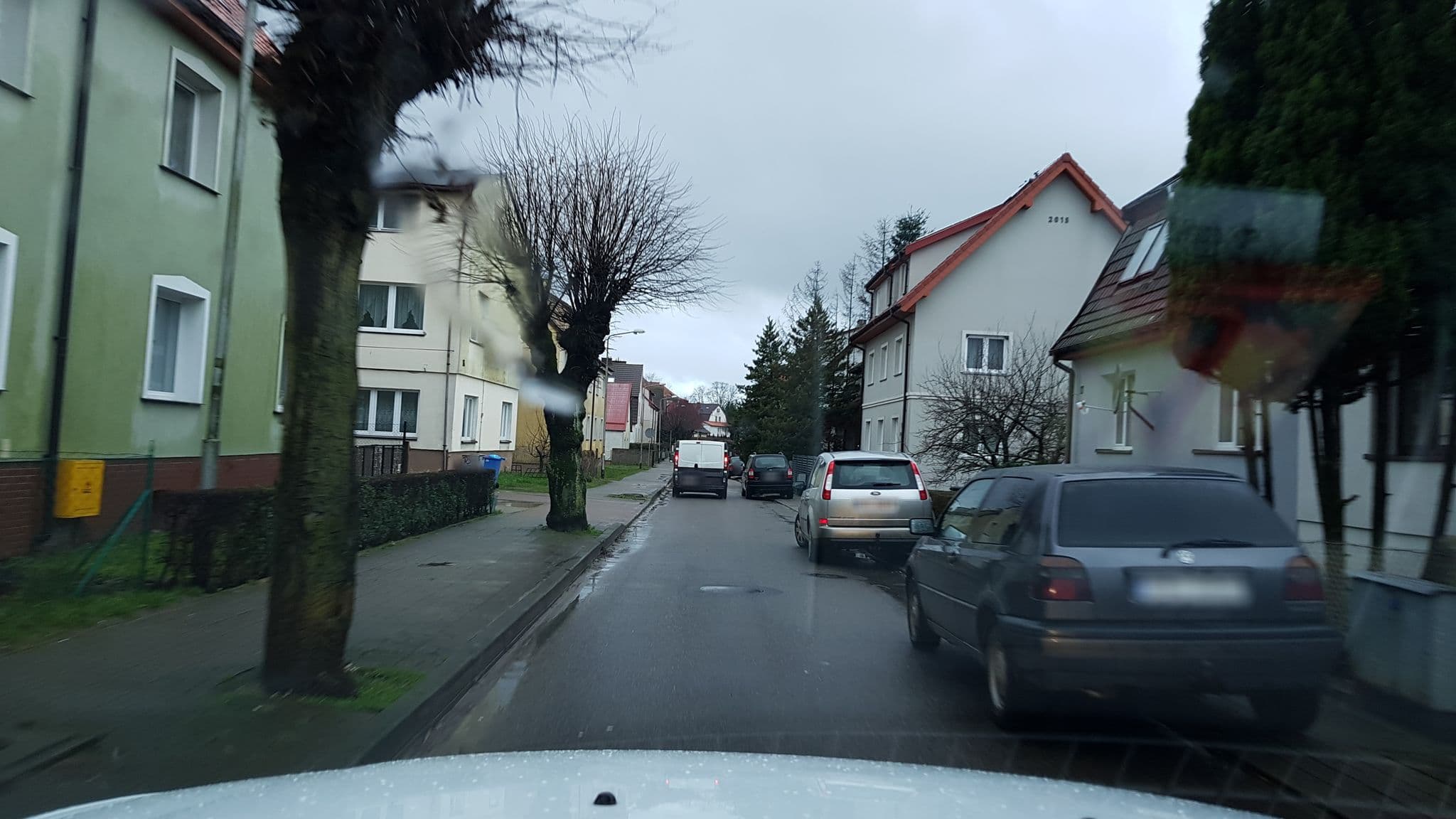 Street view near Pacuła Edward Wędkarstwo Morskie i Wynajem Domków Letniskowych, Darłowo — © masterofnoroad (CC BY-SA · Mapillary)