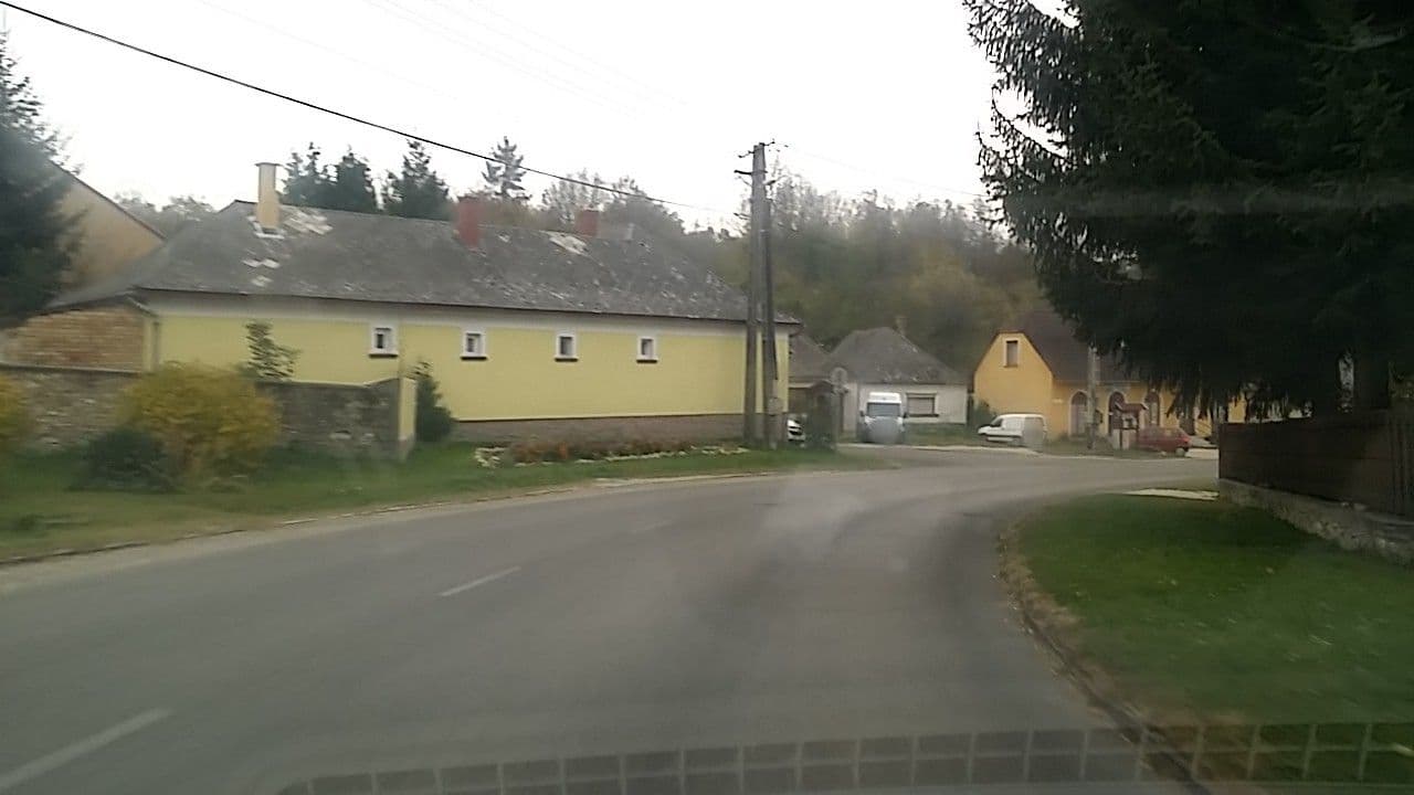 Street view near Bakonyi Mandala Ház, Zirc — © utvonalfelmeresek (CC BY-SA · Mapillary)