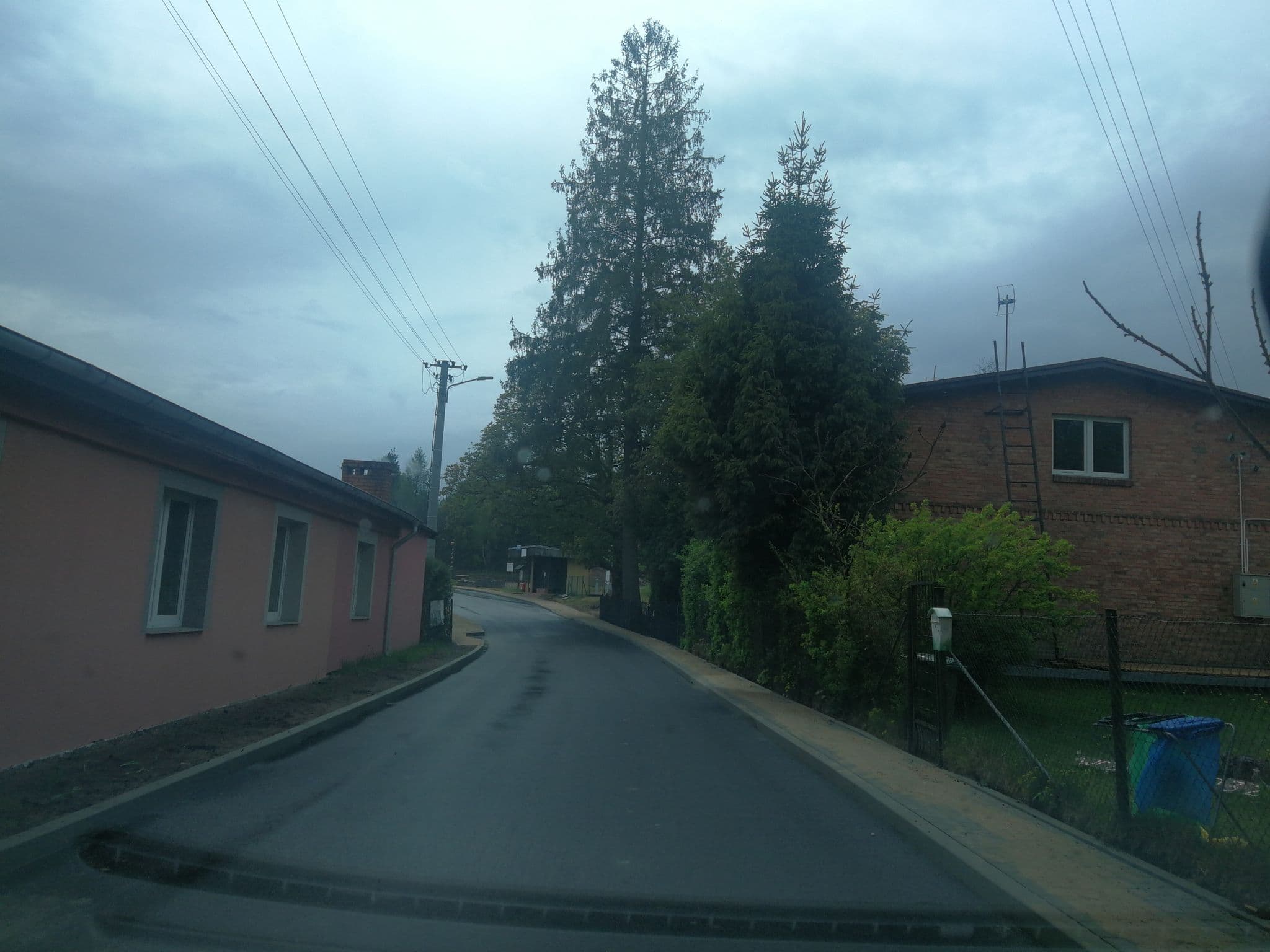 Street view near Dom Wypoczynkowy "Łupawsko", Czarna Dąbrówka — © fundacja_geolife (CC BY-SA · Mapillary)