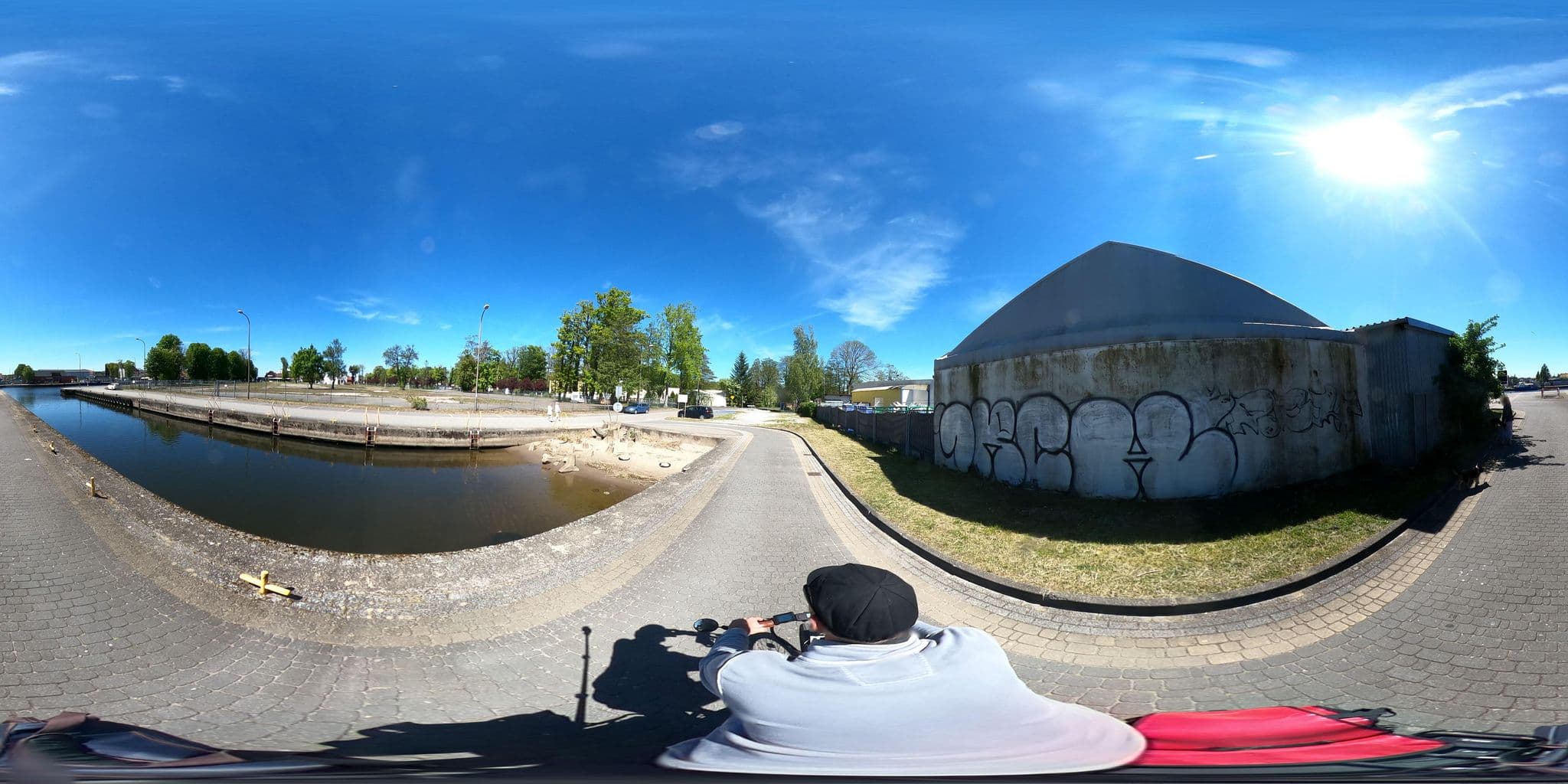 Street view near Jaskółka. Dom gościnny, Darłówko — © masterofnoroad (CC BY-SA · Mapillary)