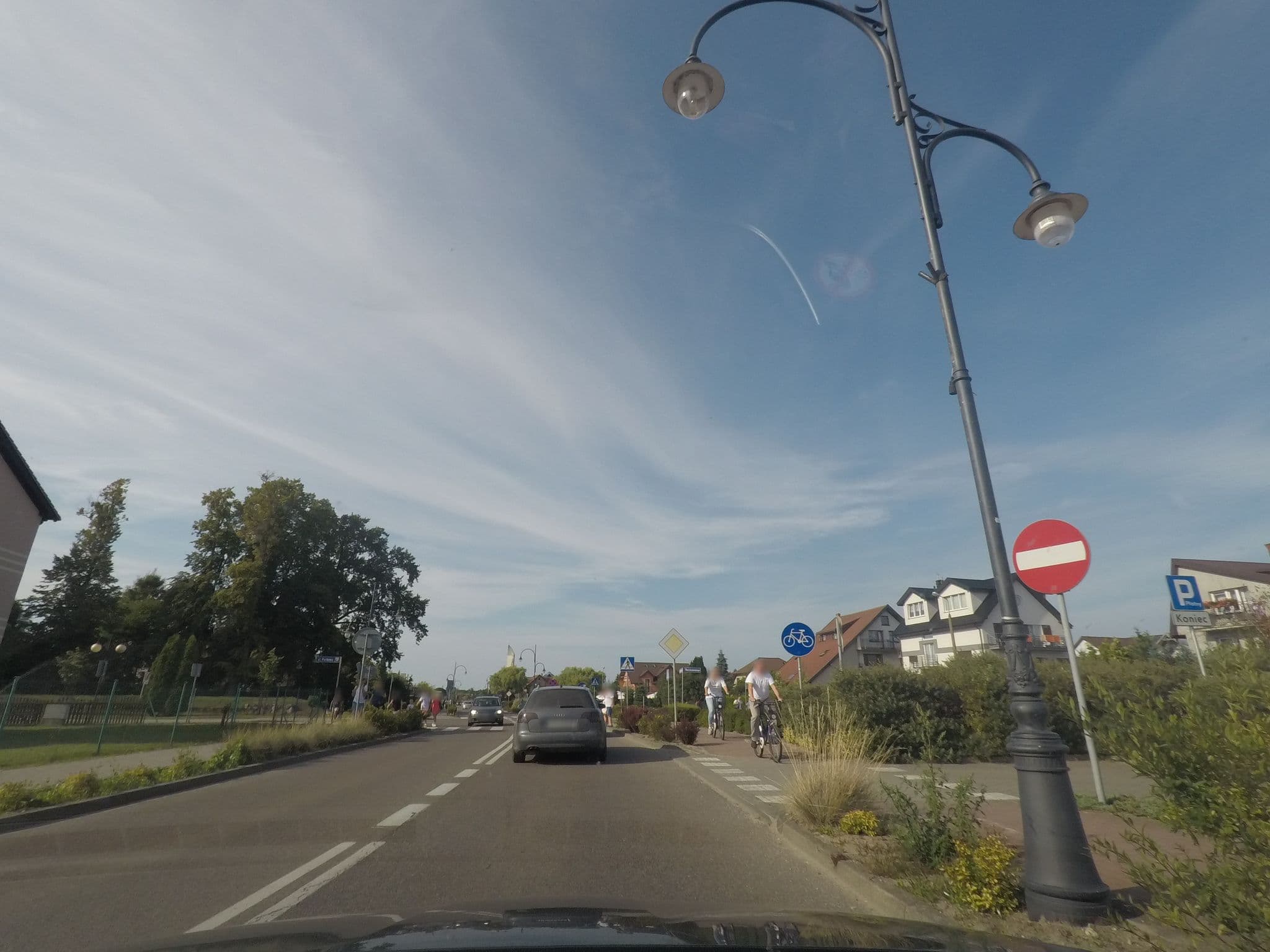 Street view near Olech. Pokoje gościnne, Łeba — © canadarunner (CC BY-SA · Mapillary)
