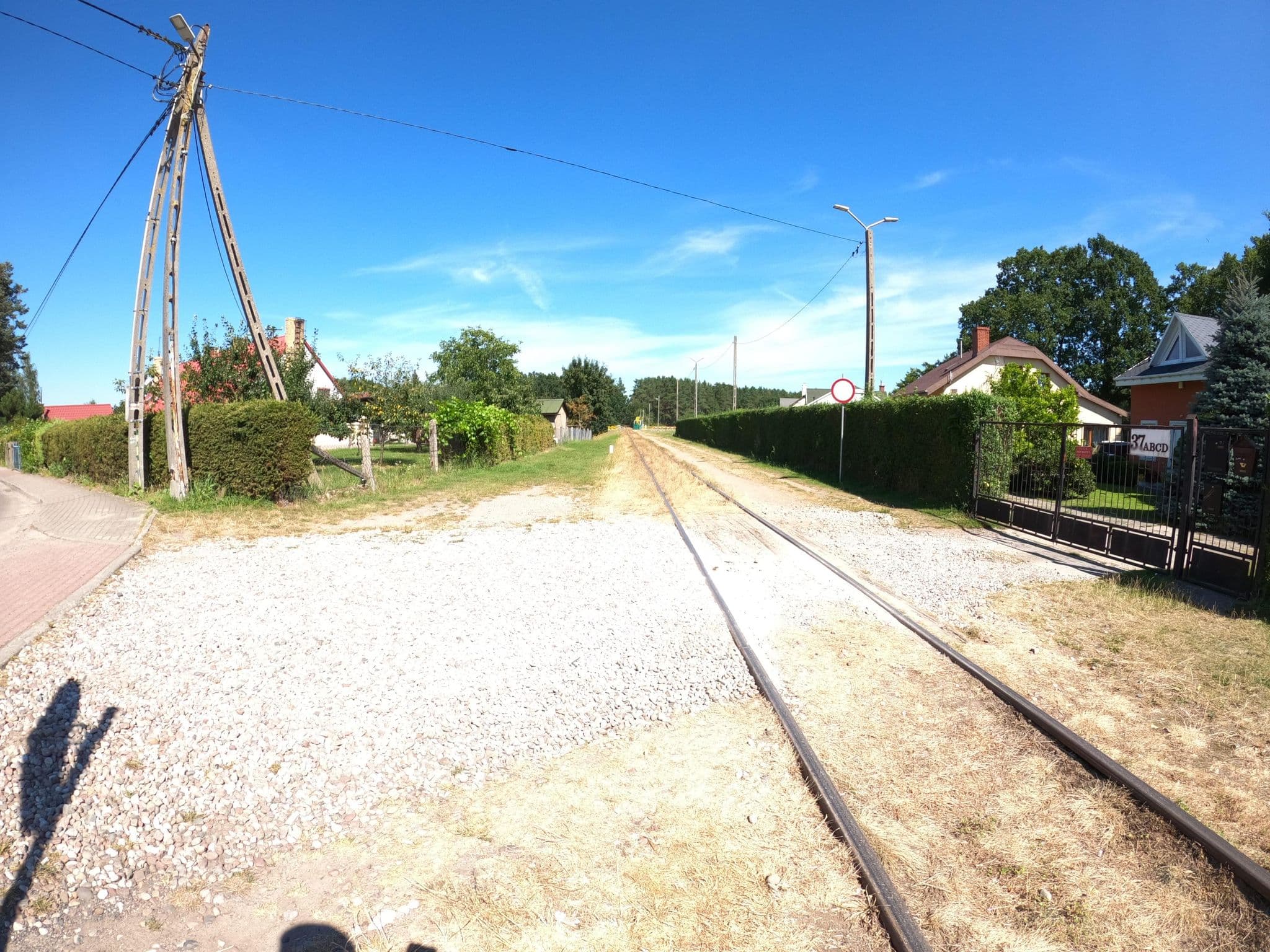 Street view near Domki Nad Jeziorem Jagielno, Tychowo — © masterofnoroad (CC BY-SA · Mapillary)