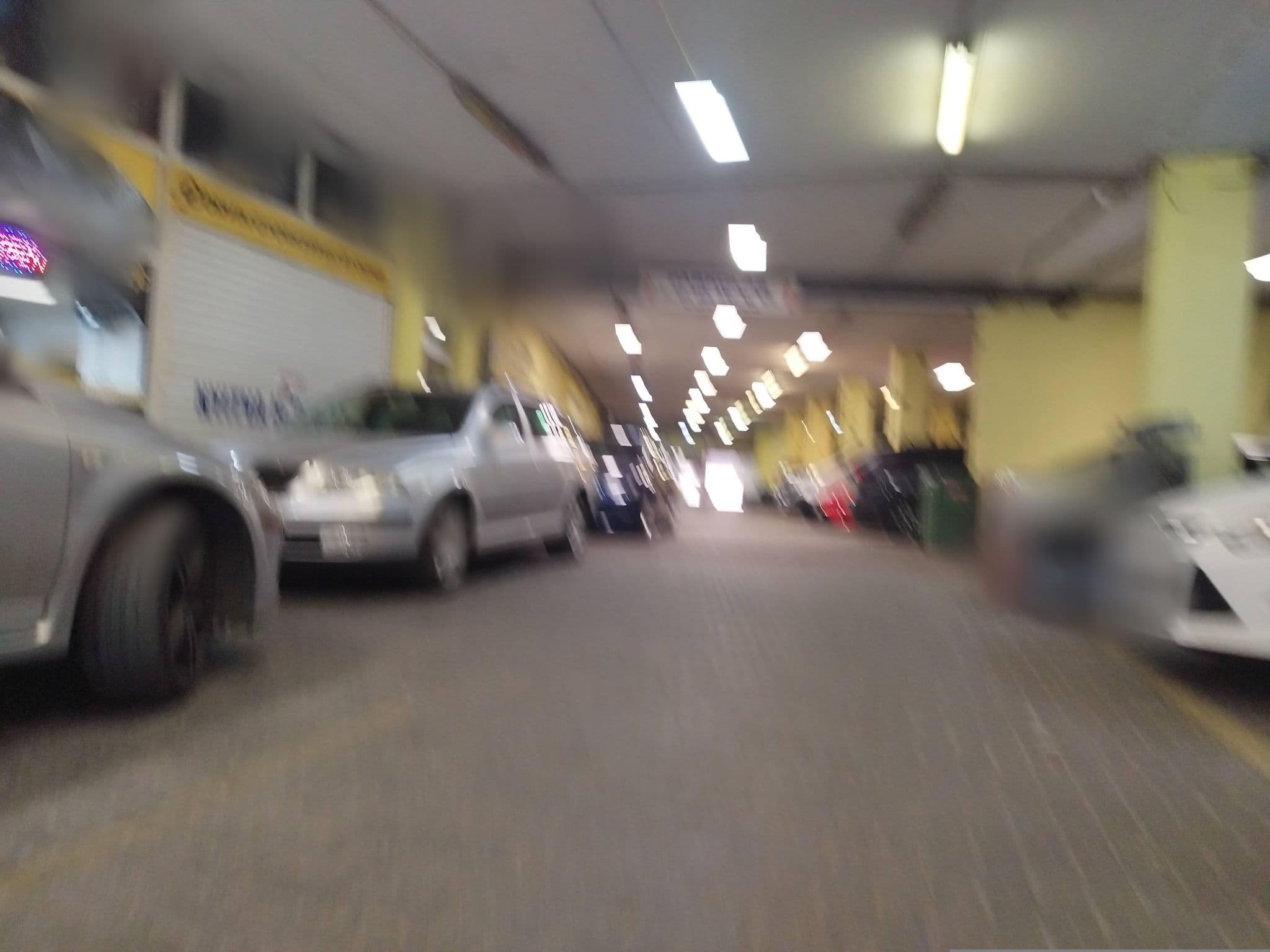 Street view near Escala Hotel & Suites, Losoncinegyed — © grozsa11 (CC BY-SA · Mapillary)