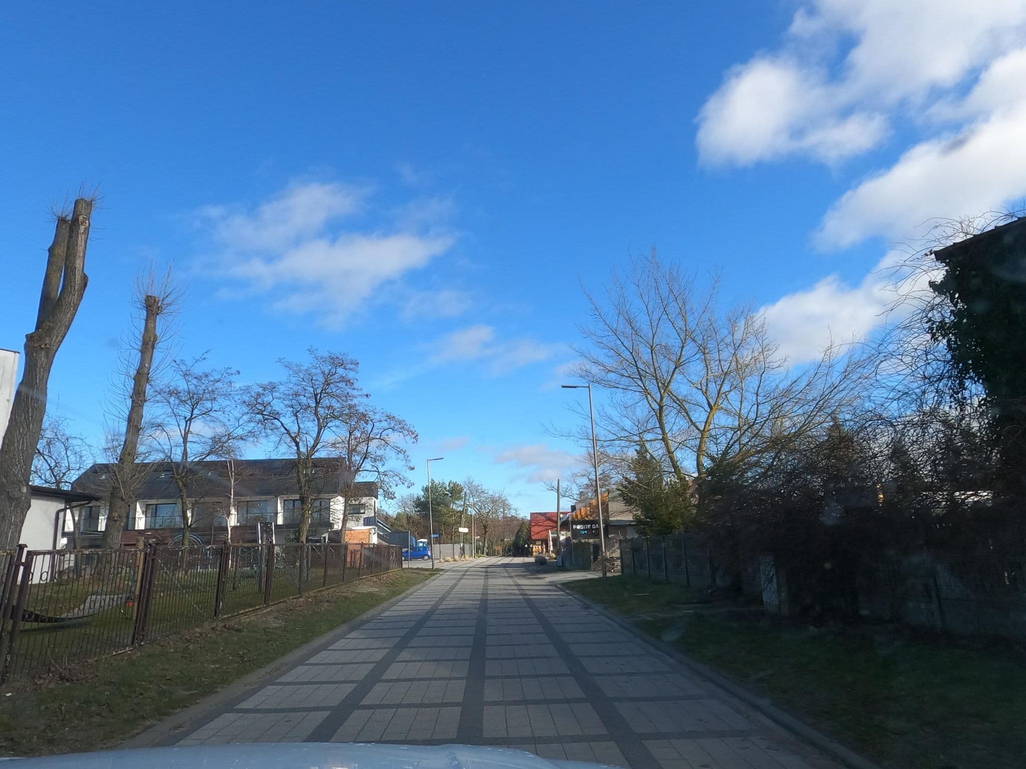 Street view near "Duet" Przedsiębiorstwo Turstyczne Maciej Niegolewski, Darłówko — © masterofnoroad (CC BY-SA · Mapillary)