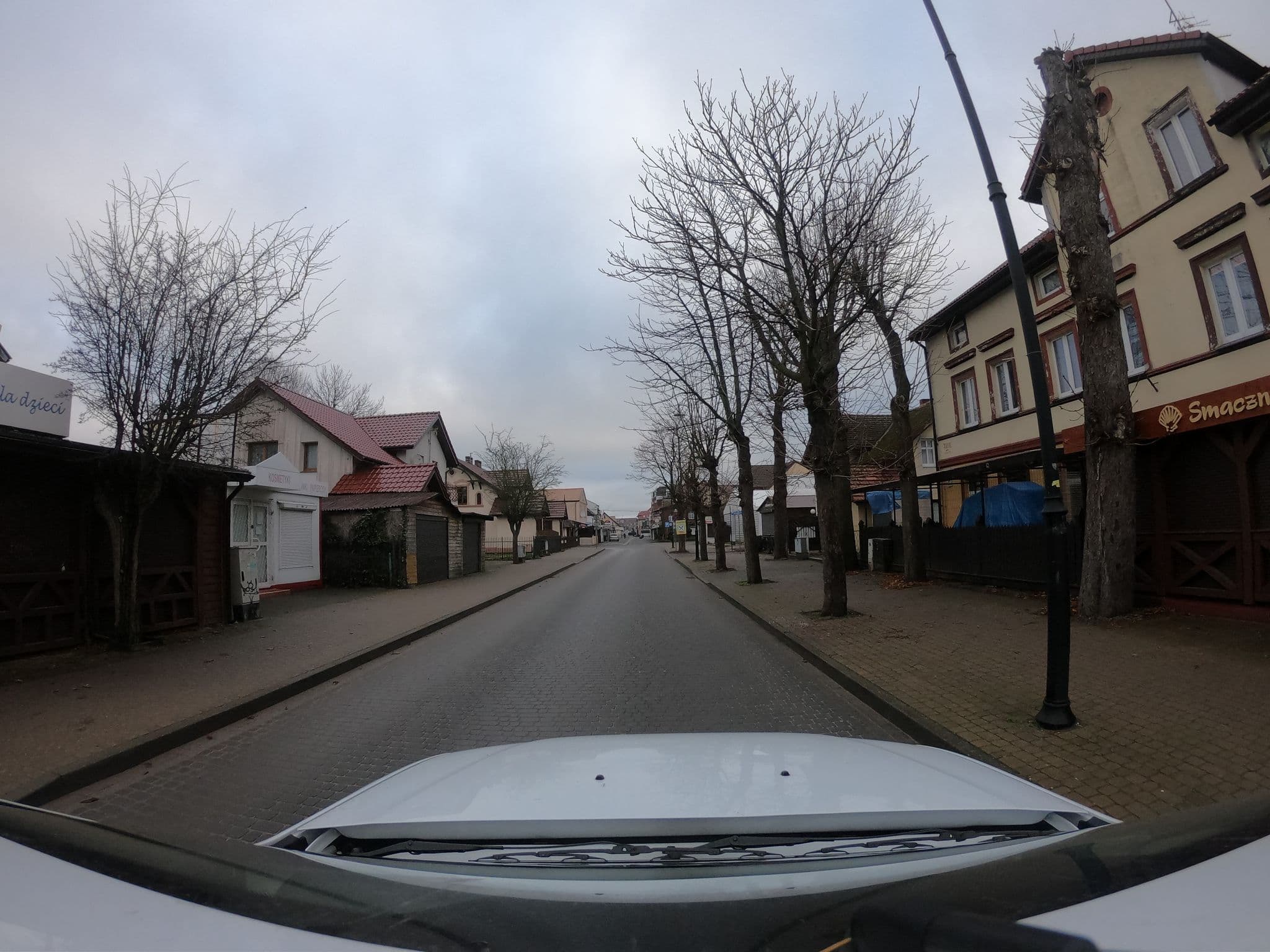 Street view near Anna Justyna Niedzielska Pokoje gościnne - Darlowo, Darłówko — © masterofnoroad (CC BY-SA · Mapillary)