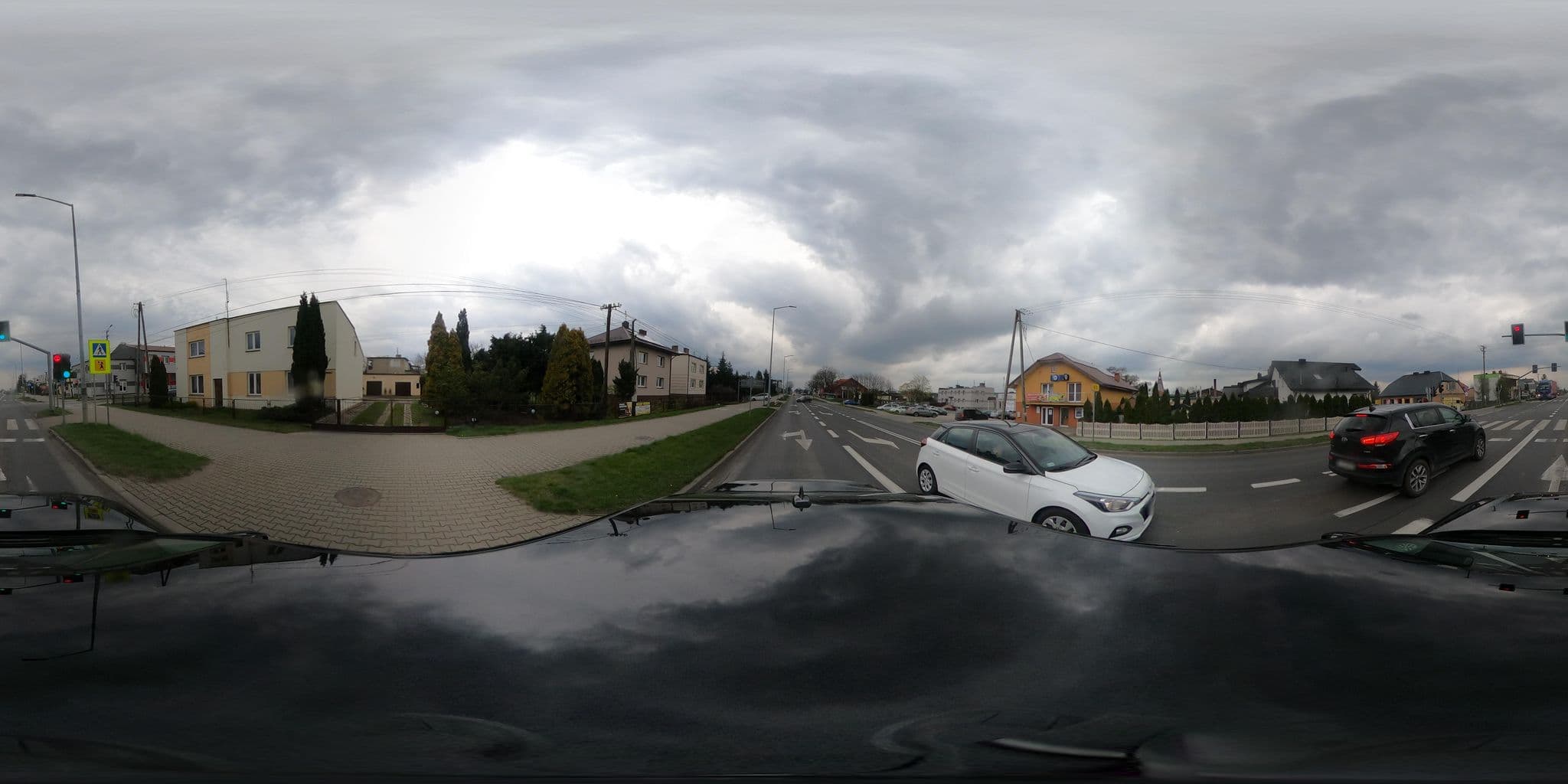 Street view near Domal. Hotel, restauracja, stacja benzynowa, Malanów — © agadav (CC BY-SA · Mapillary)