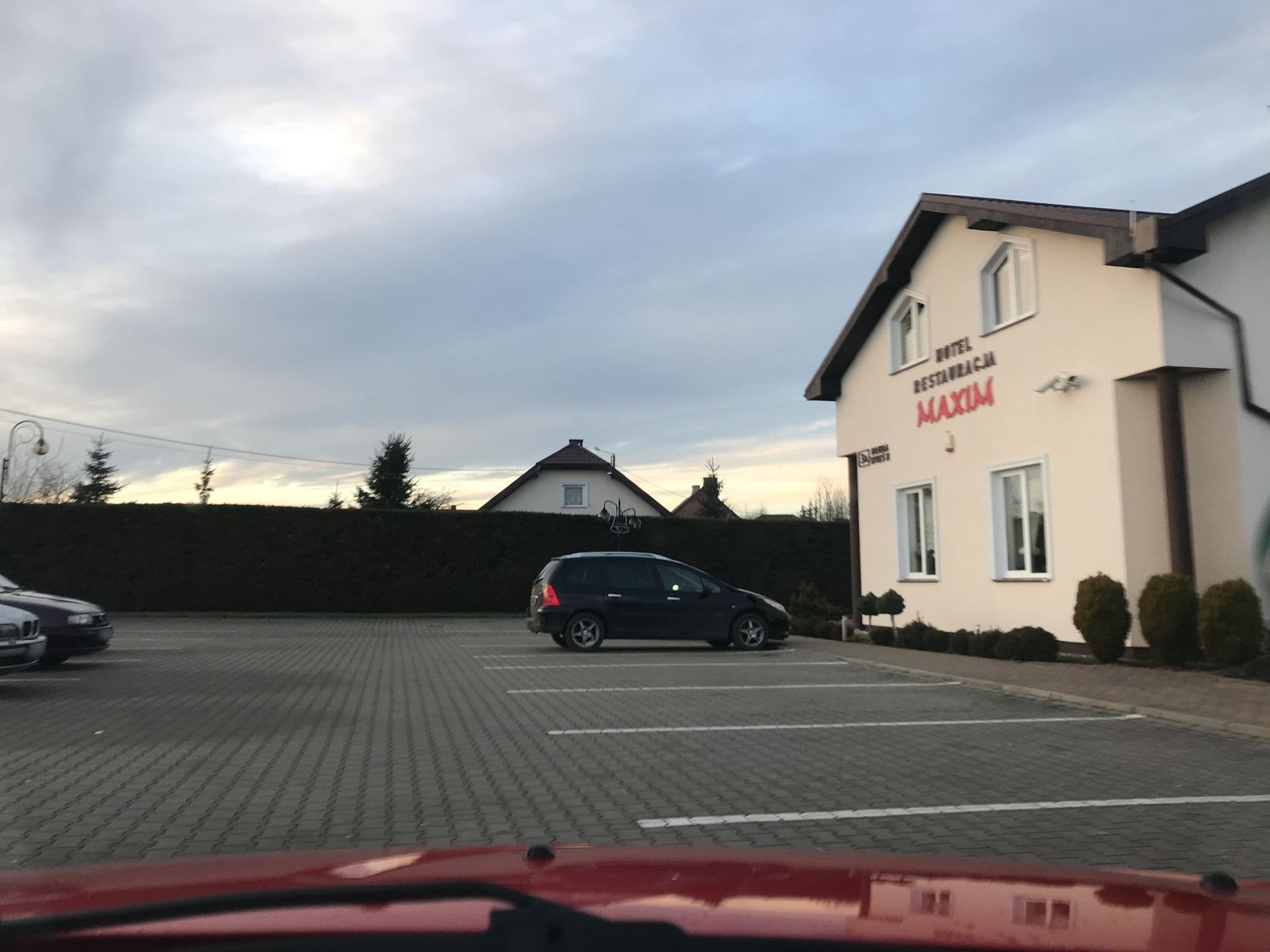 Street view near Maxim. Restauracja, hotel, Stawiszyn — © igi (CC BY-SA · Mapillary)