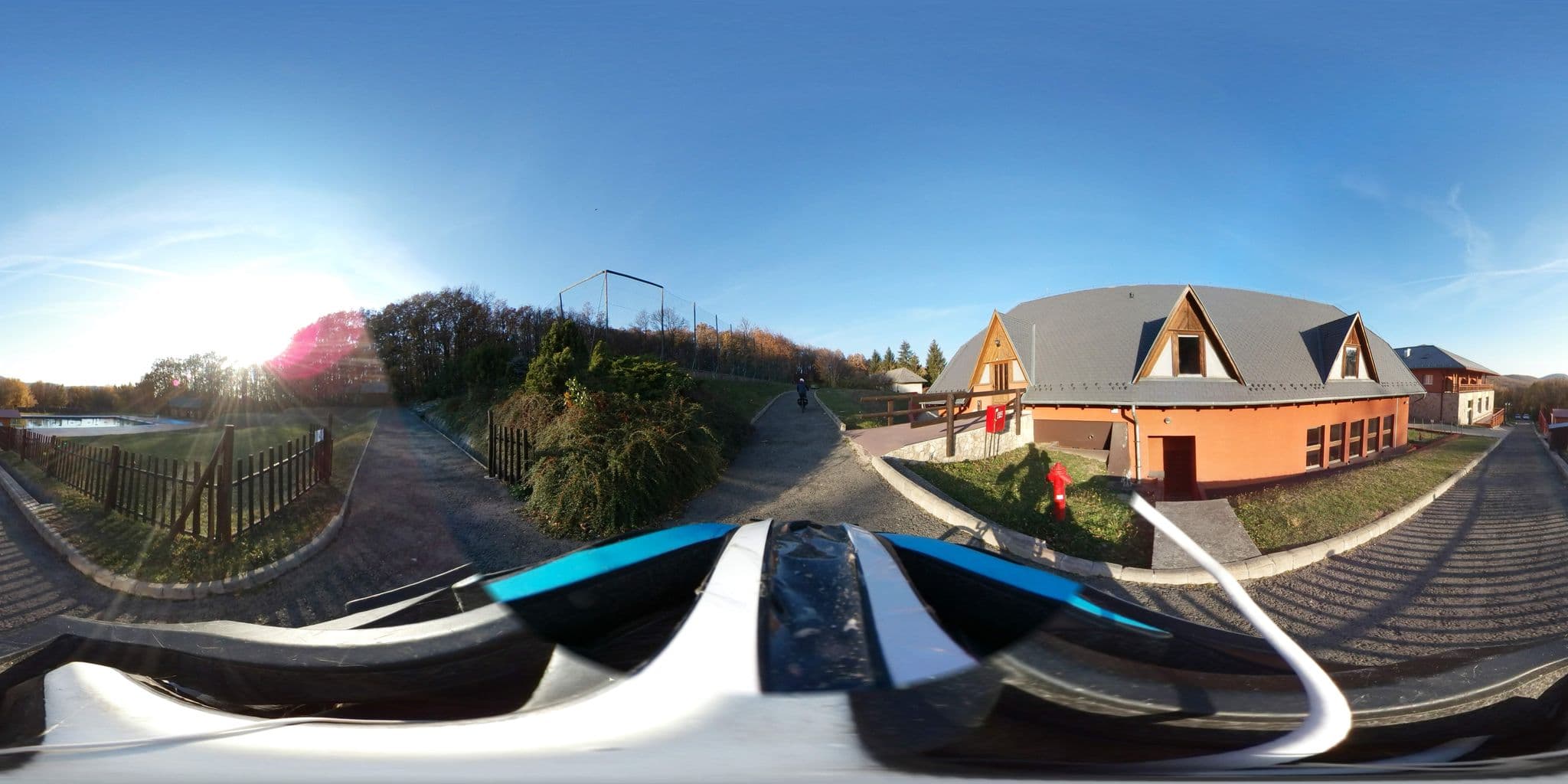 Street view near Szent Orbán Erdei Wellness Hotel, Szob — © tamas (CC BY-SA · Mapillary)