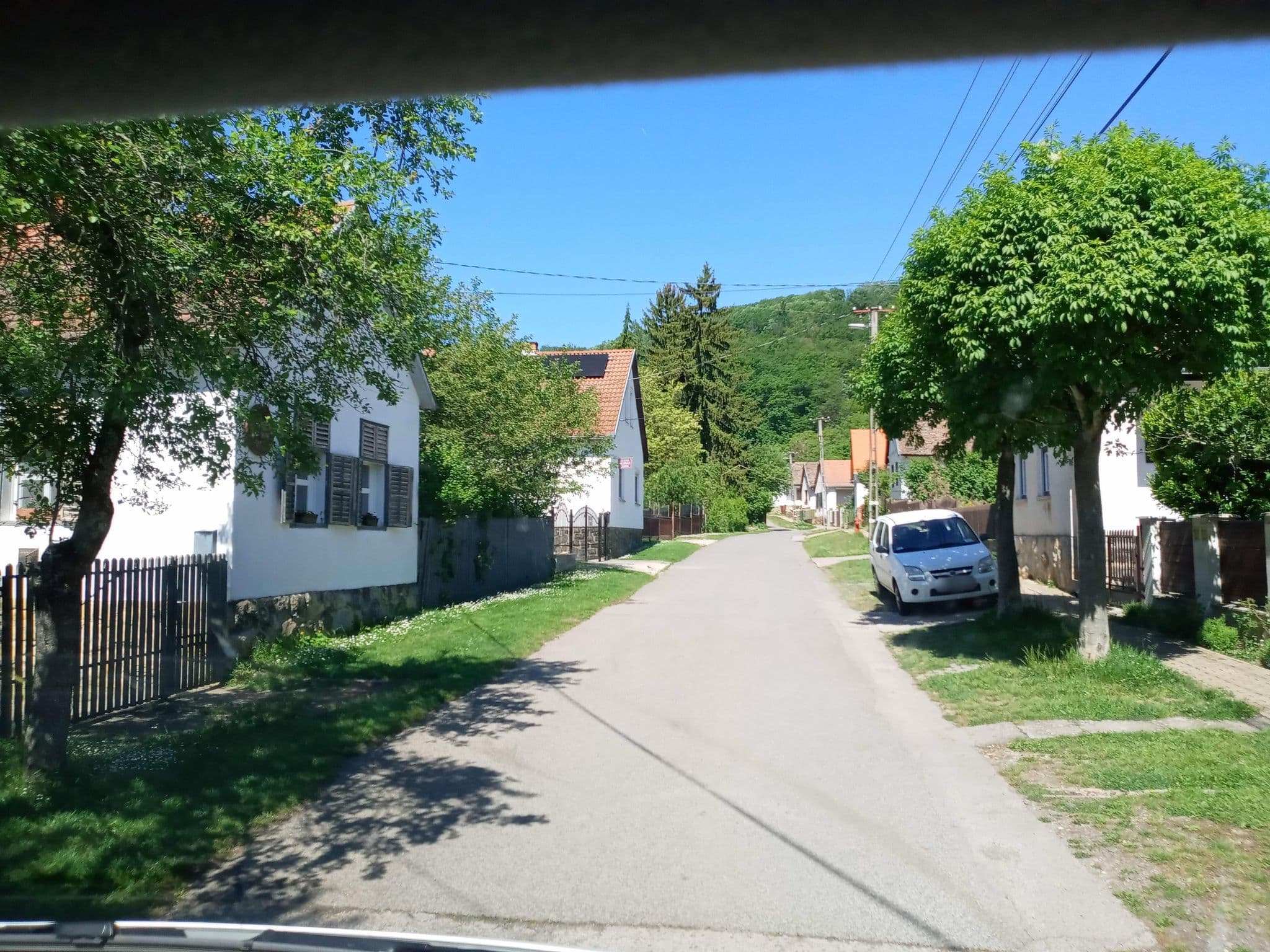 Street view near Kéktúra Vendégház, Mecseknádasd — © magyarsi (CC BY-SA · Mapillary)