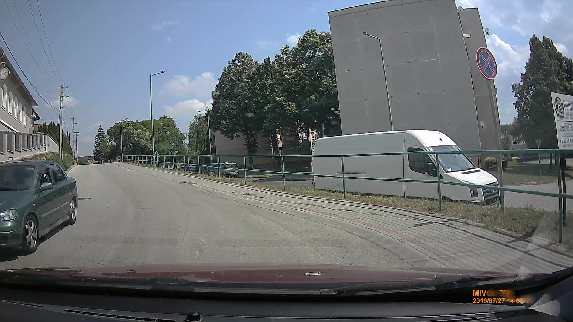 Street view near Mangó, Ajka — © geox123 (CC BY-SA · Mapillary)