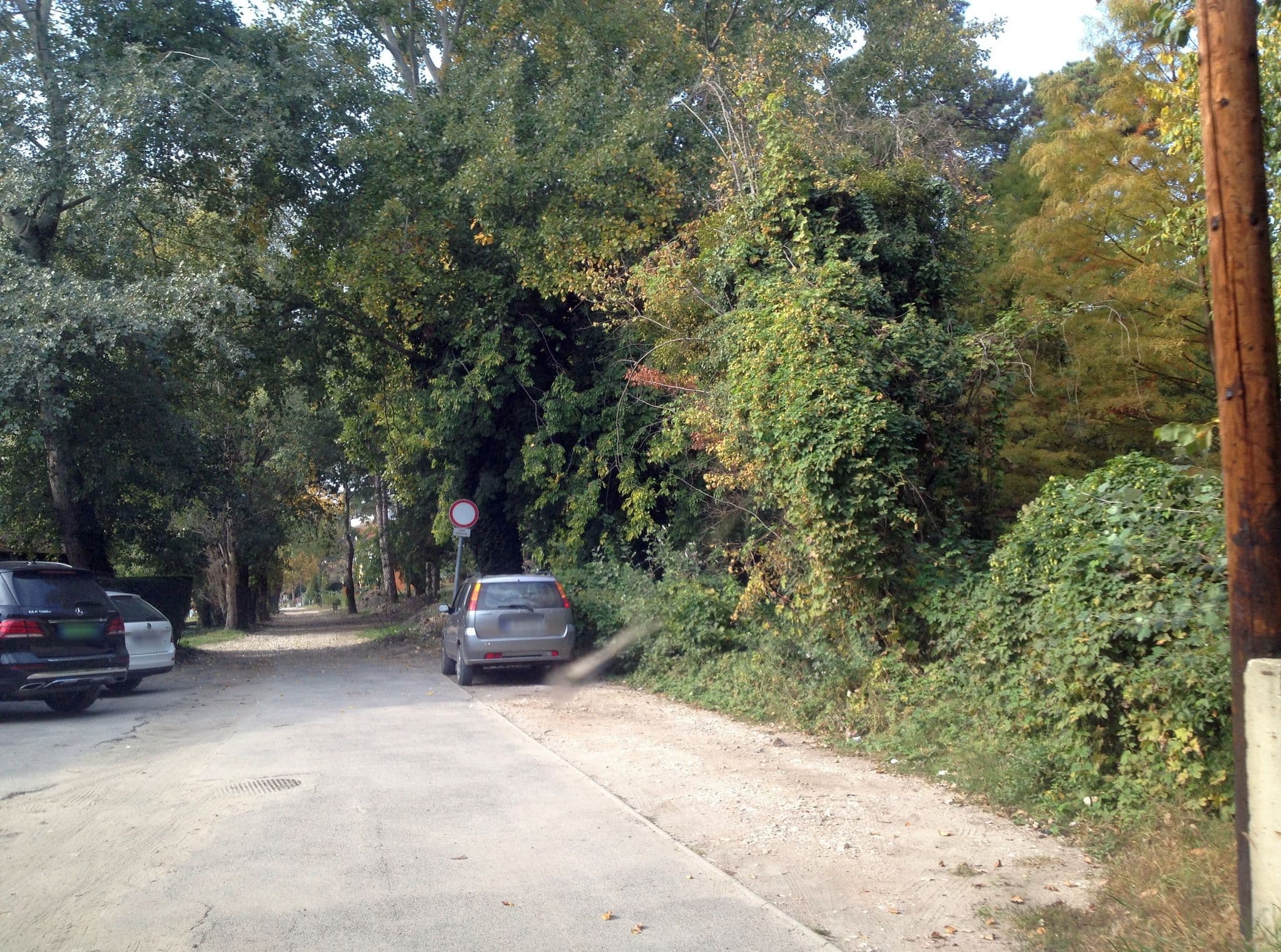 Street view near Casablanca Panzió, Tata — © istefanos (CC BY-SA · Mapillary)